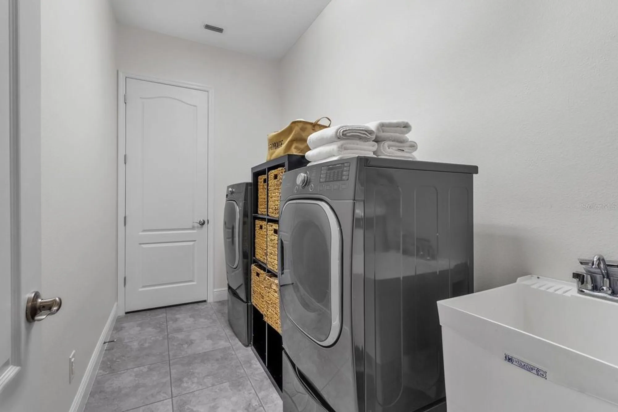 Property Slideshow image 41 of 48 | 2233 antilles club dr, Kissimmee, FL, 34747