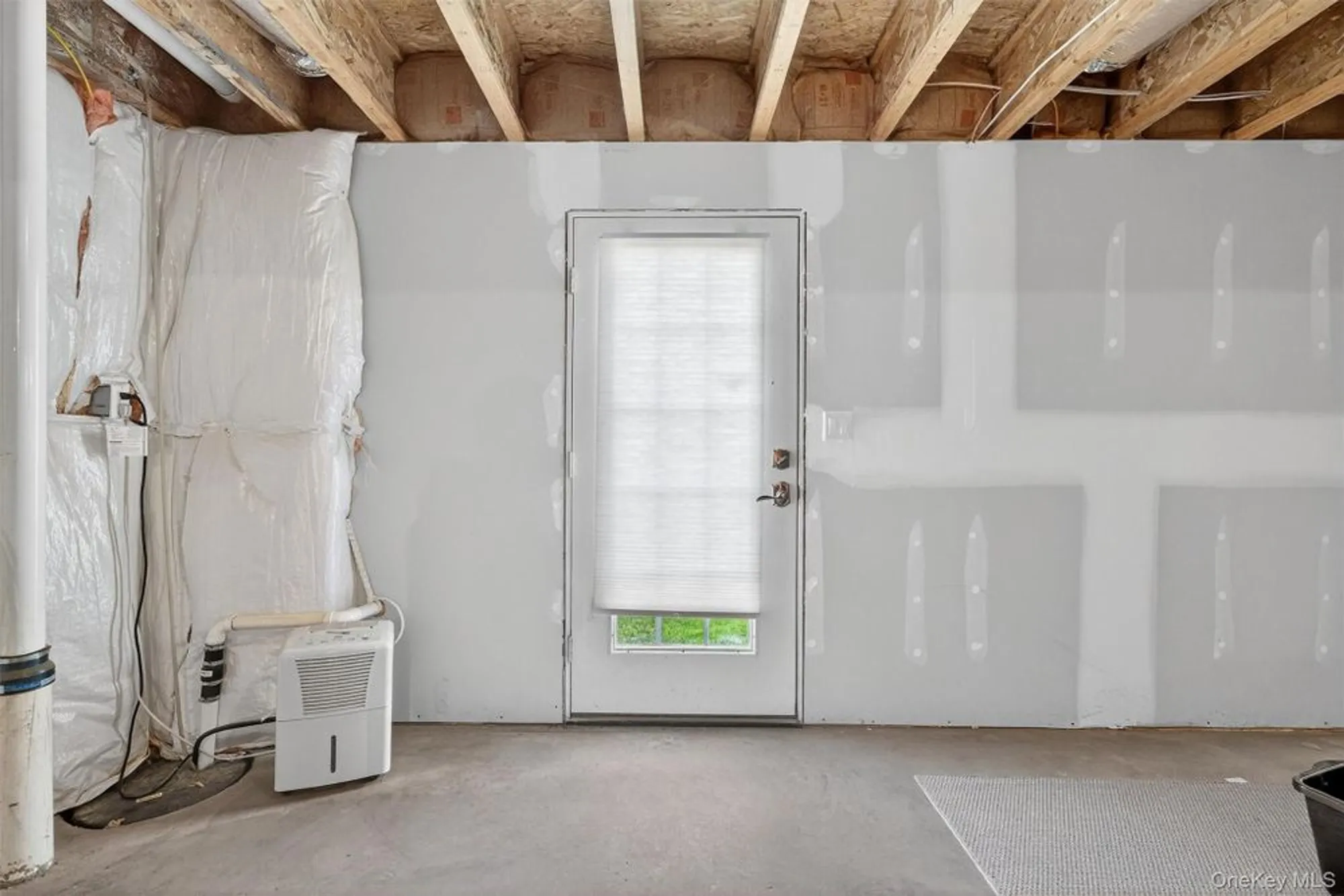 Property Slideshow image 31 of 43 | 21 cyprus dr, Middletown, NY, 10940