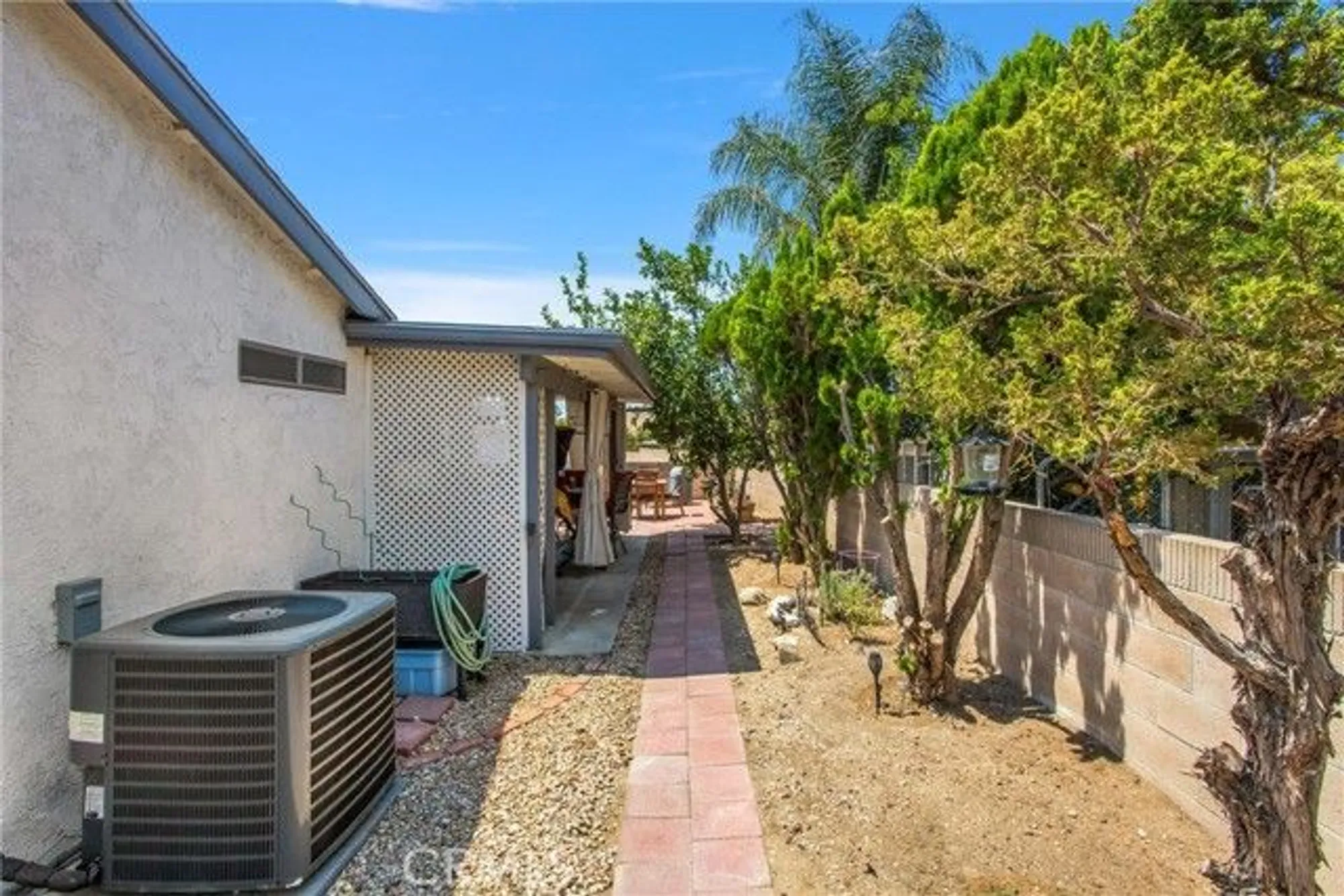 Property Slideshow image 20 of 24 | 2307 el toro cir, Hemet, CA, 92545