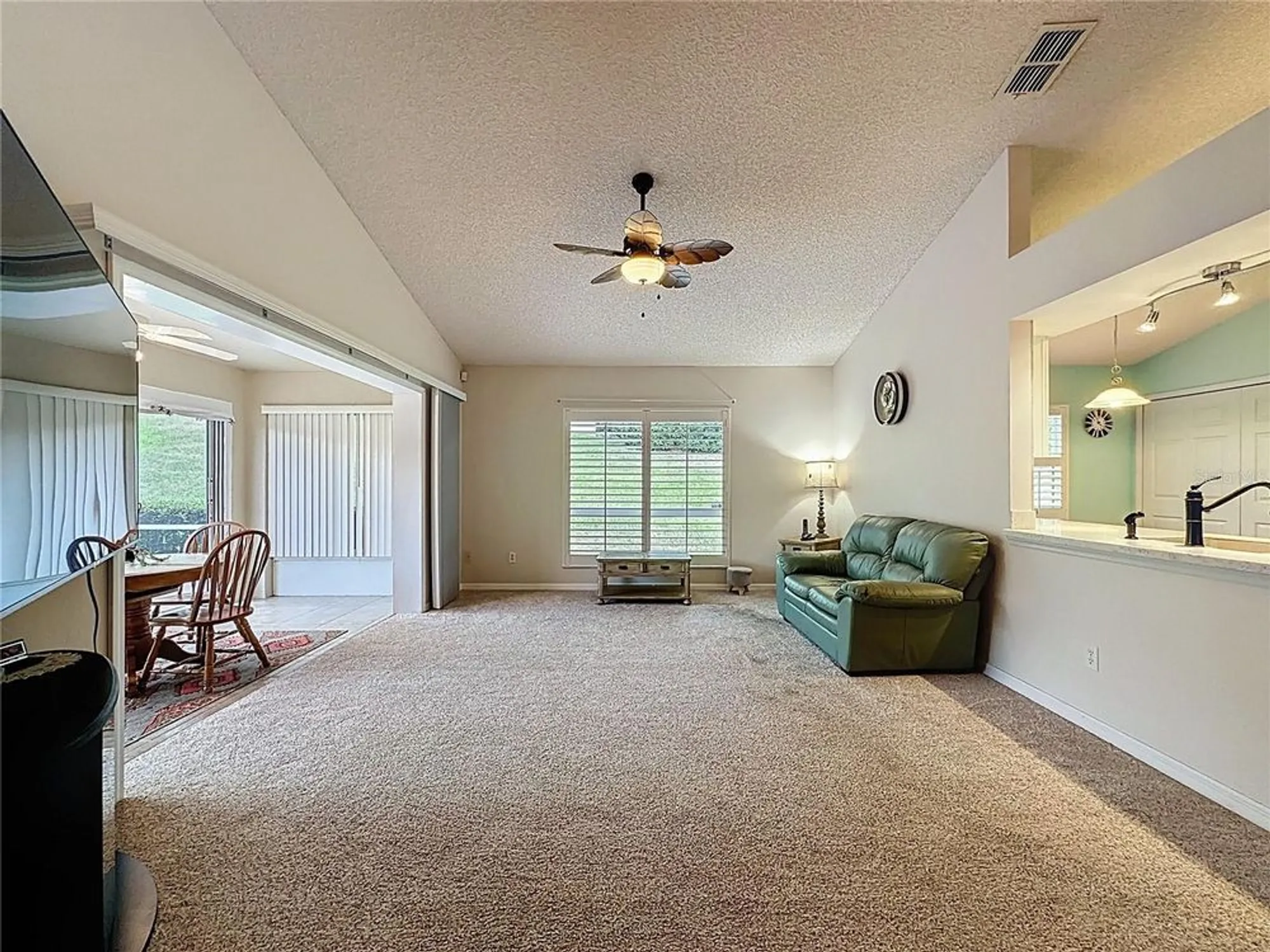 Property Slideshow image 11 of 80 | 3525 rollingbrook st, Clermont, FL, 34711