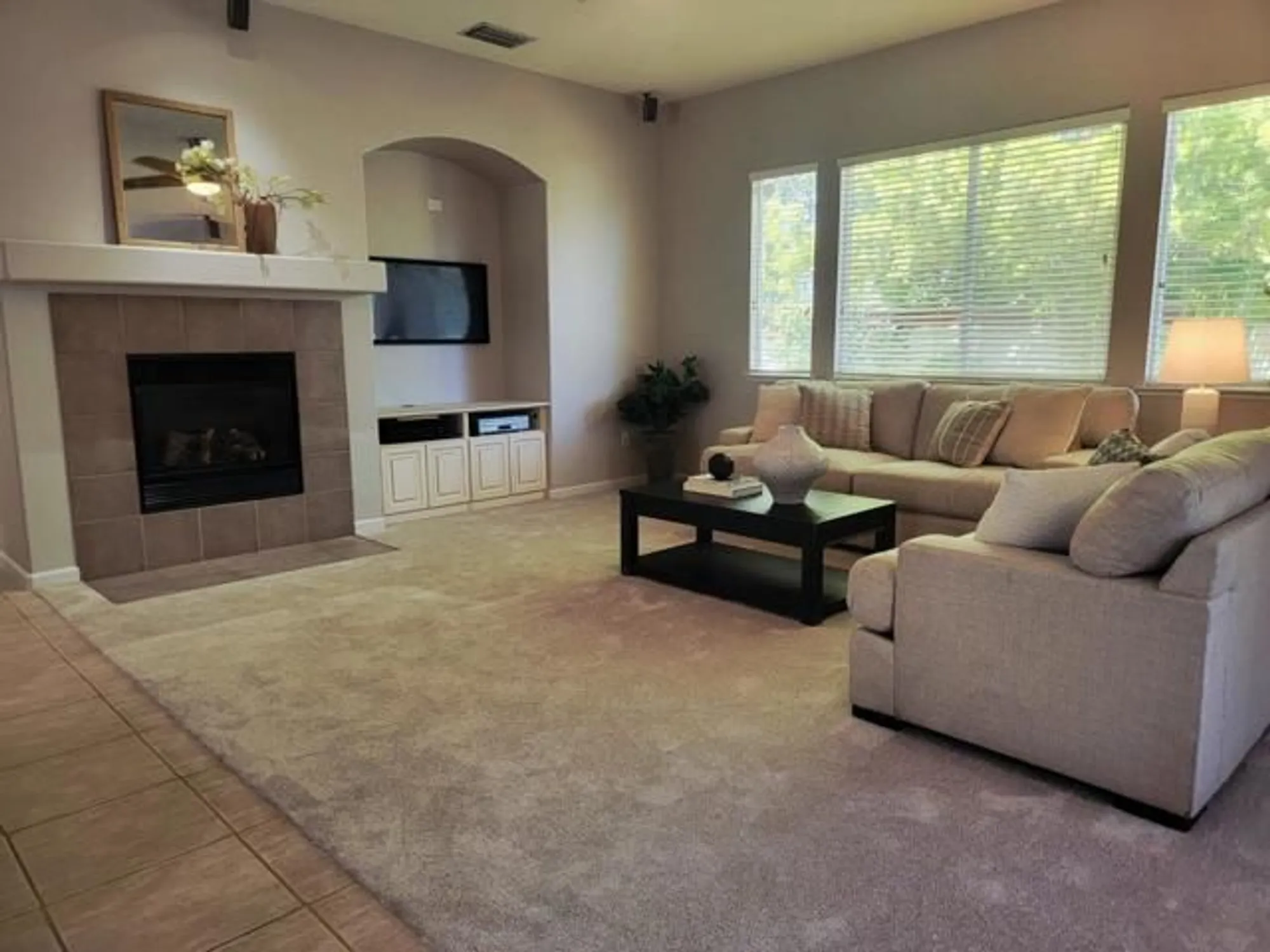Property Slideshow image 21 of 36 | 9608 crystal bay ln, Elk Grove, CA, 95758