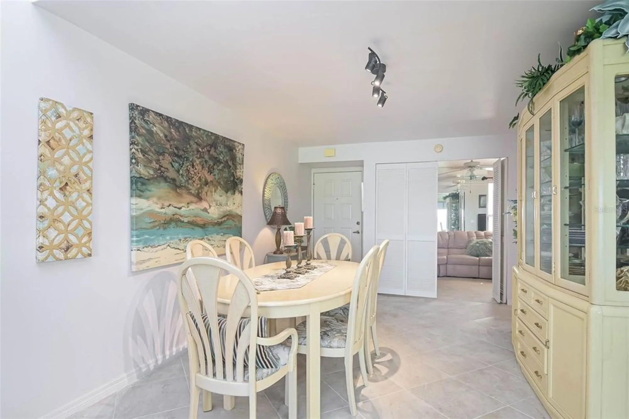 Property Slideshow image 8 of 30 | 5845 trailwinds dr 531, Fort Myers, FL, 33907