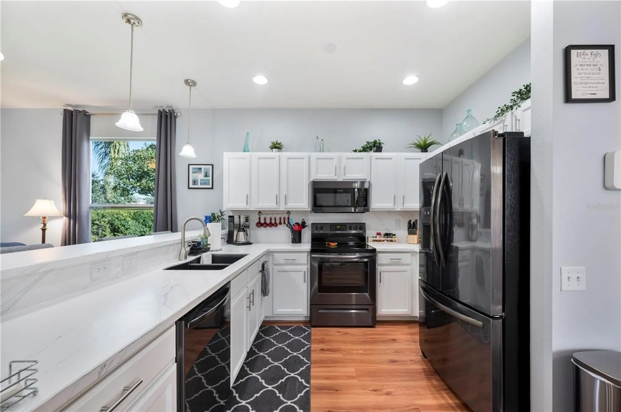 Property Slideshow image 18 of 41 | 4015 windchime ln, Lakeland, FL, 33811