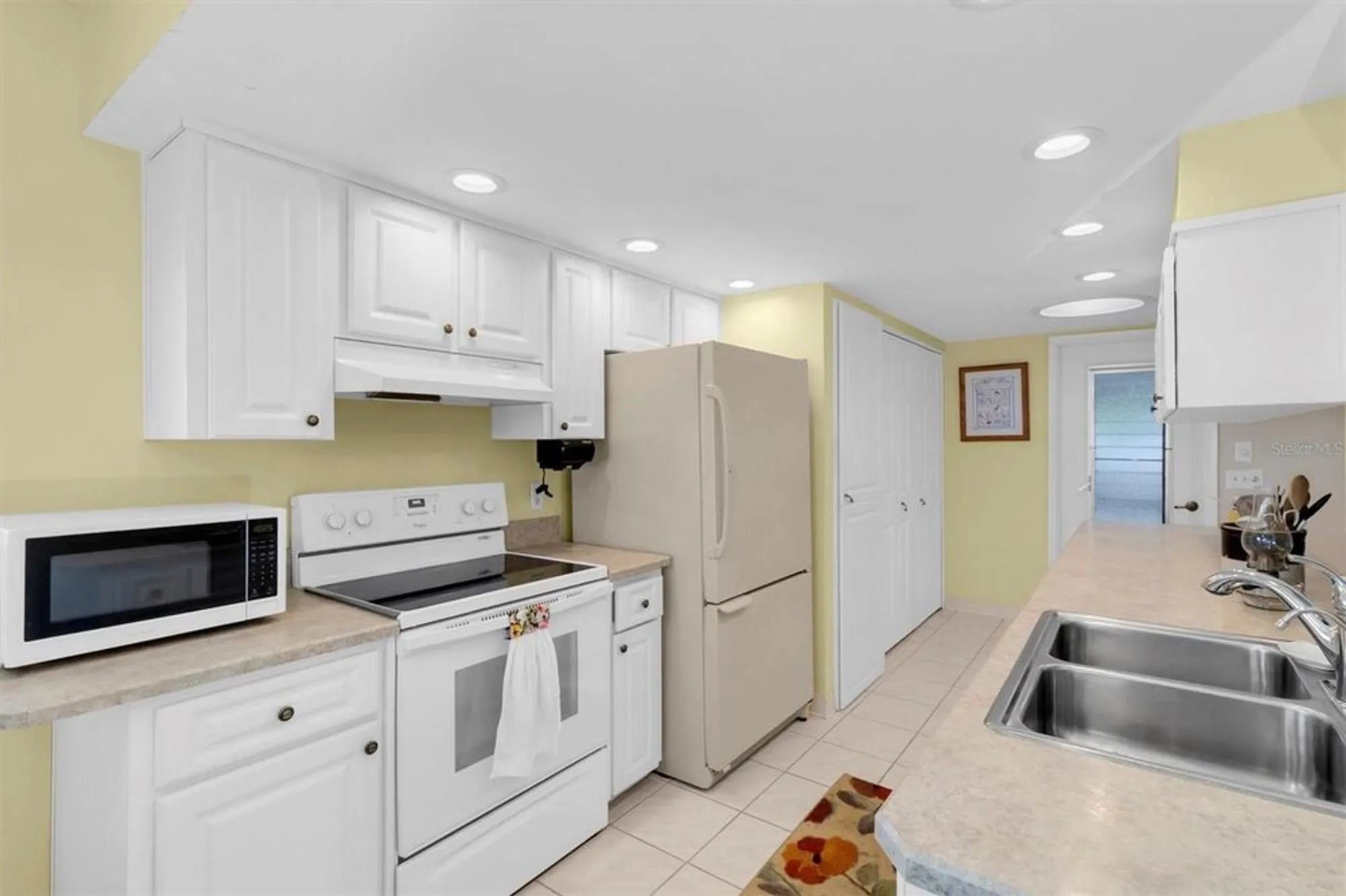 Property Slideshow image 13 of 62 | 4635 gazebo ct, New Port Richey, FL, 34655