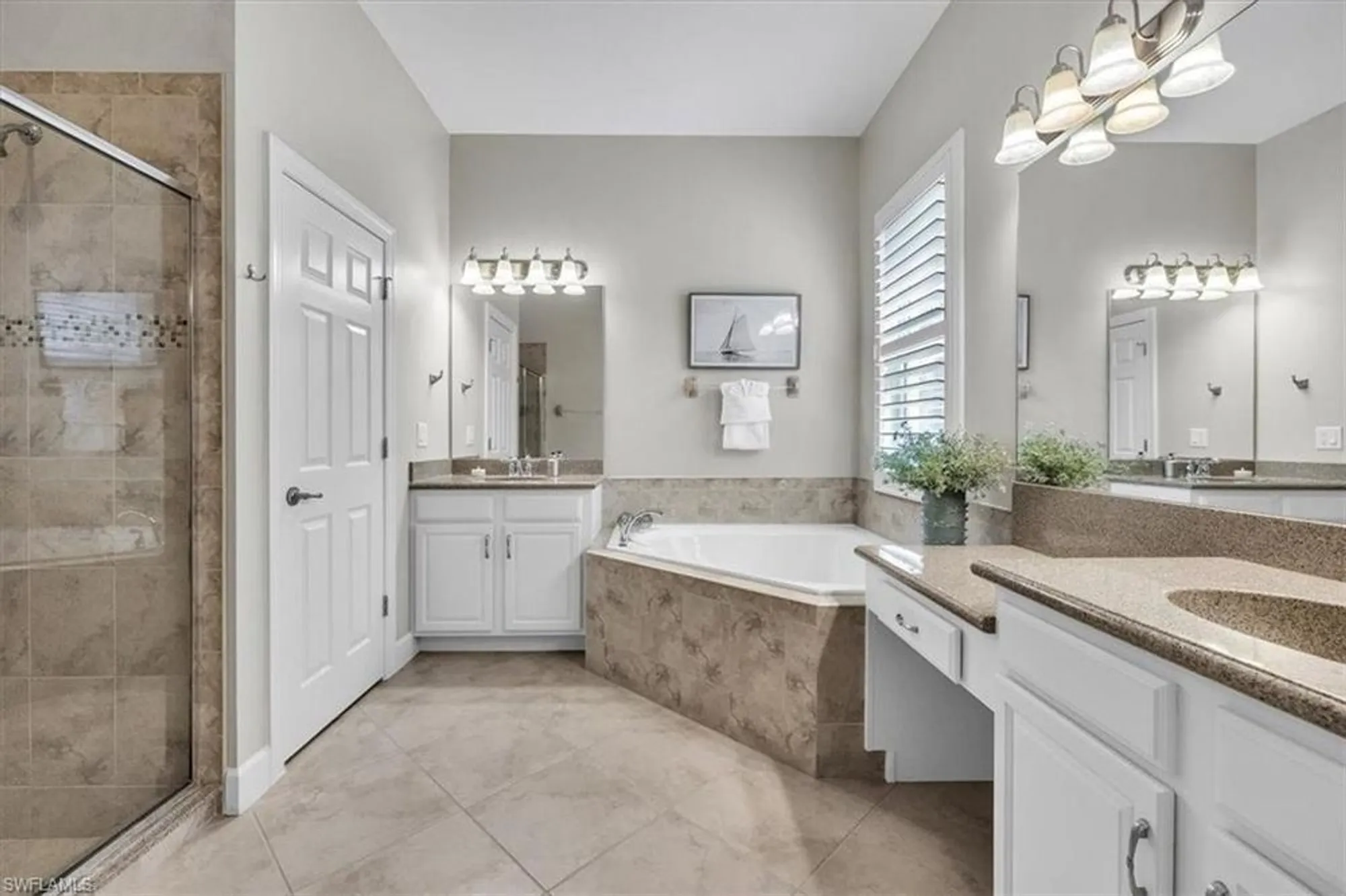 Property Slideshow image 28 of 50 | 3470 lakeview isle ct, Fort Myers, FL, 33905