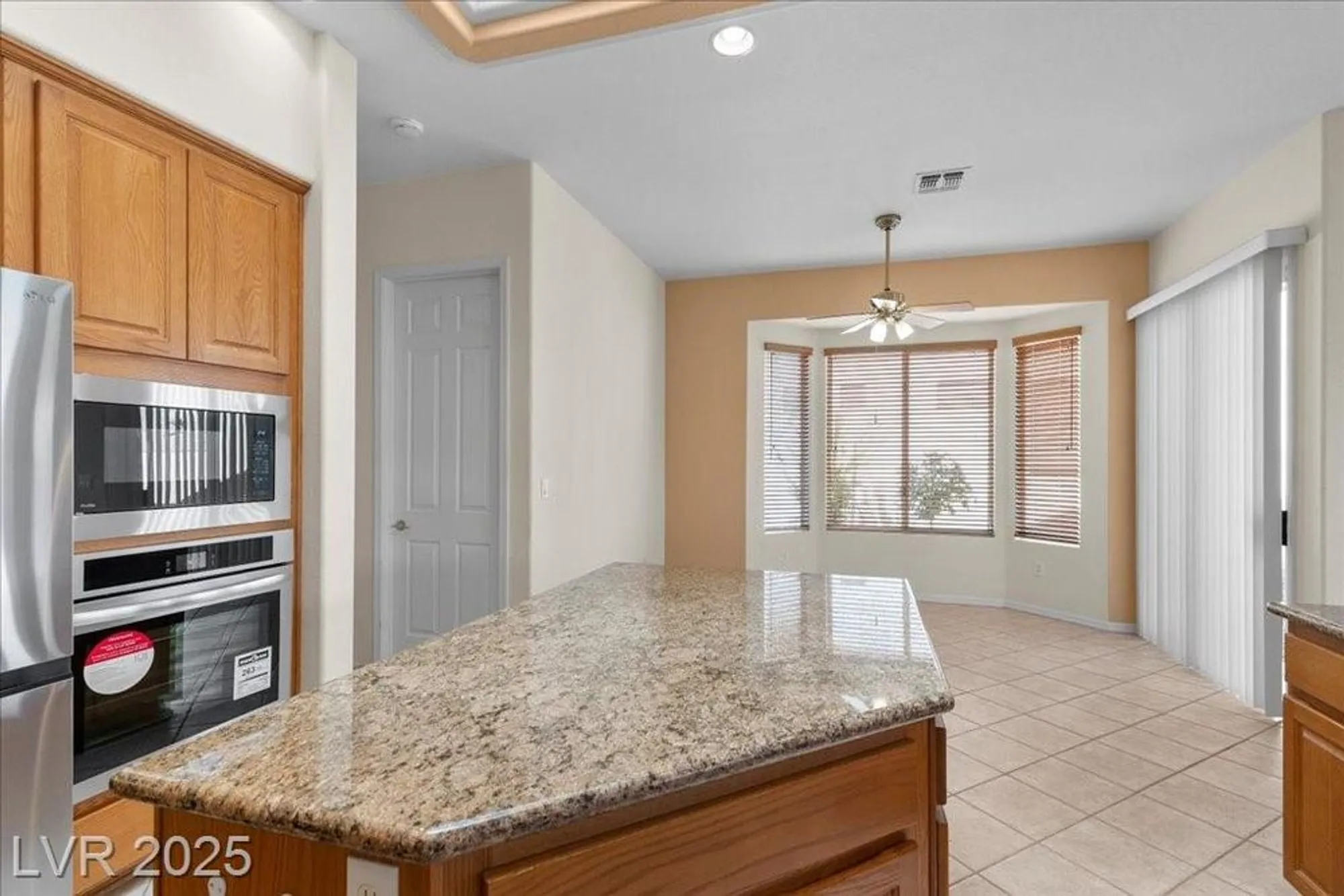 Property Slideshow image 20 of 45 | 2725 olivia heights ave, Henderson, NV, 89052