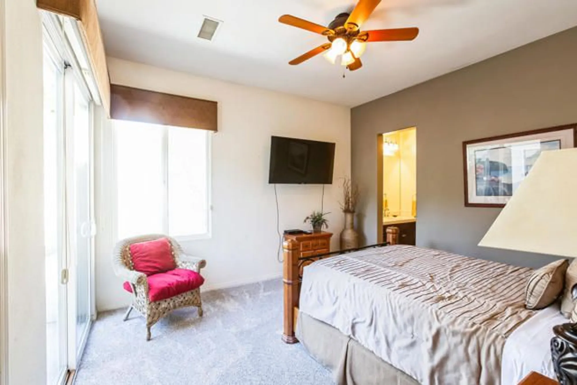 Property Slideshow image 32 of 37 | 57575 seminole dr, La Quinta, CA, 92253
