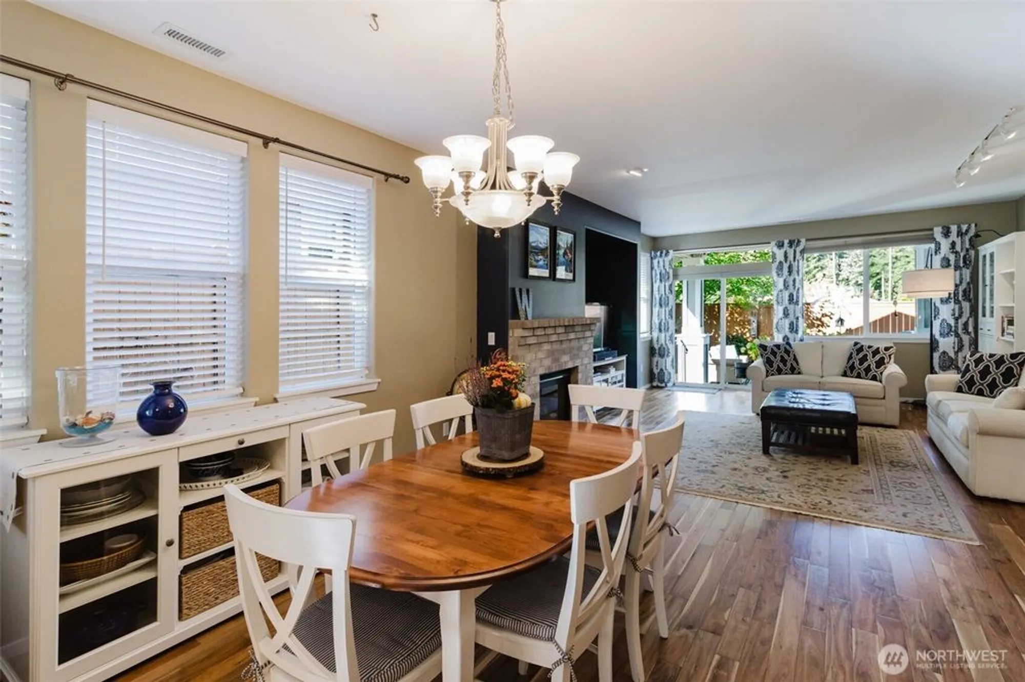 Property Slideshow image 9 of 38 | 4921 spokane ct, Lacey, WA, 98516