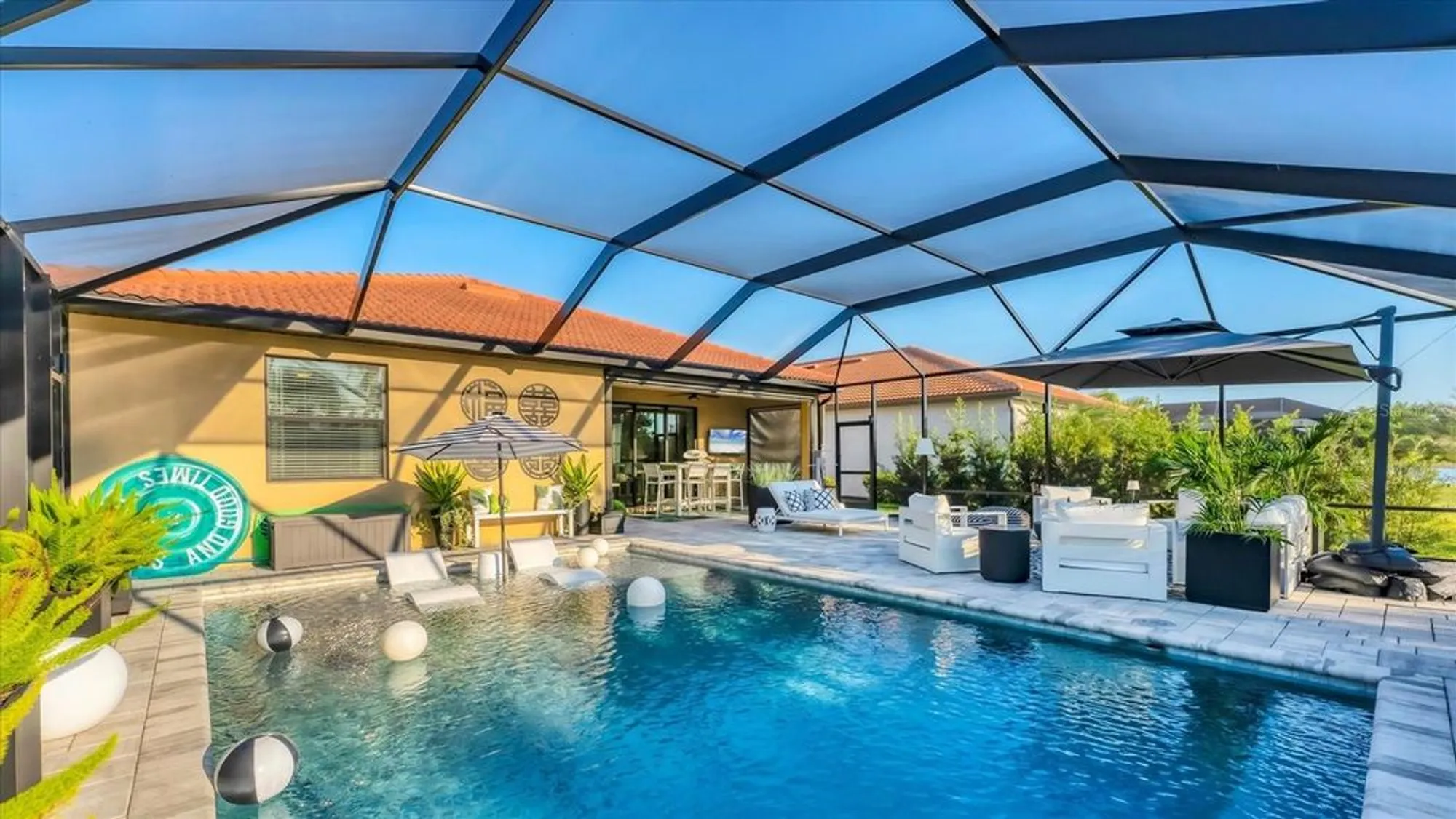 Property Slideshow image 45 of 91 | 10113 colubrina dr, Venice, FL, 34293