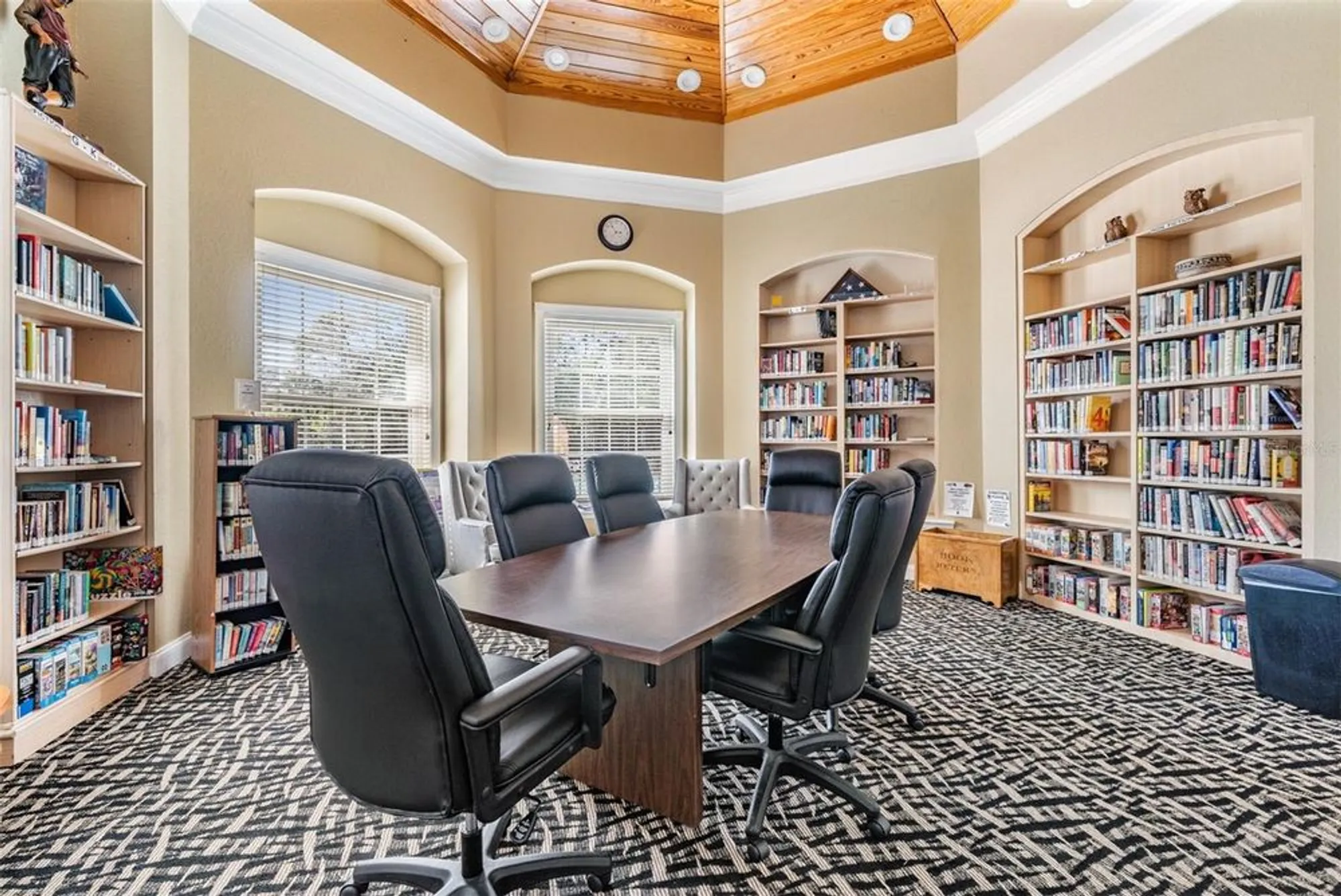 Property Slideshow image 37 of 39 | 9626 woodhollow ct, New Port Richey, FL, 34655