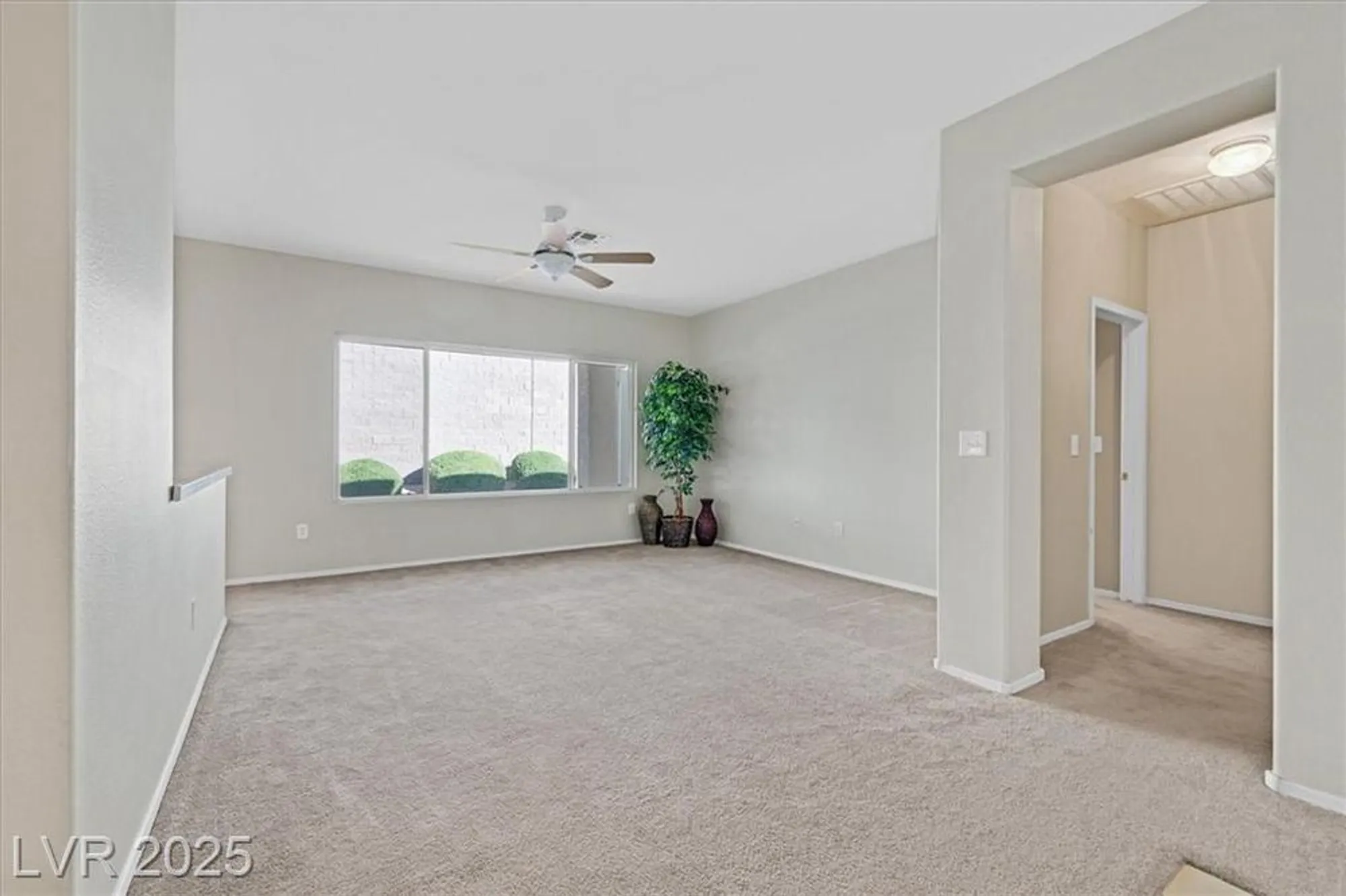 Property Slideshow image 4 of 37 | 2026 wildwood lake st, Henderson, NV, 89052