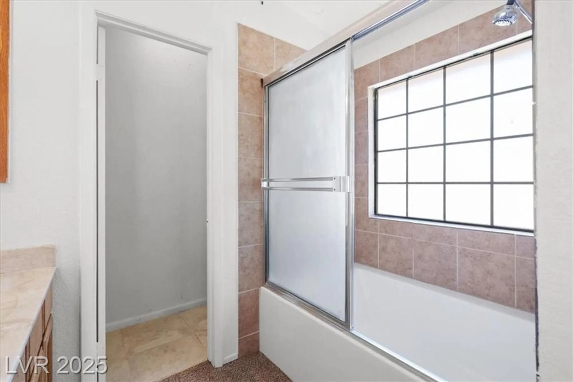 Property Slideshow image 28 of 37 | 4833 fiesta lakes st, Las Vegas, NV, 89130