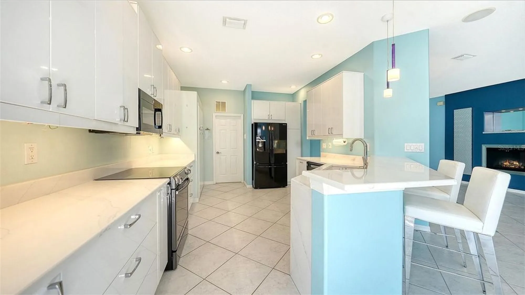 Property Slideshow image 17 of 74 | 4160 mackay falls ter, Sarasota, FL, 34243