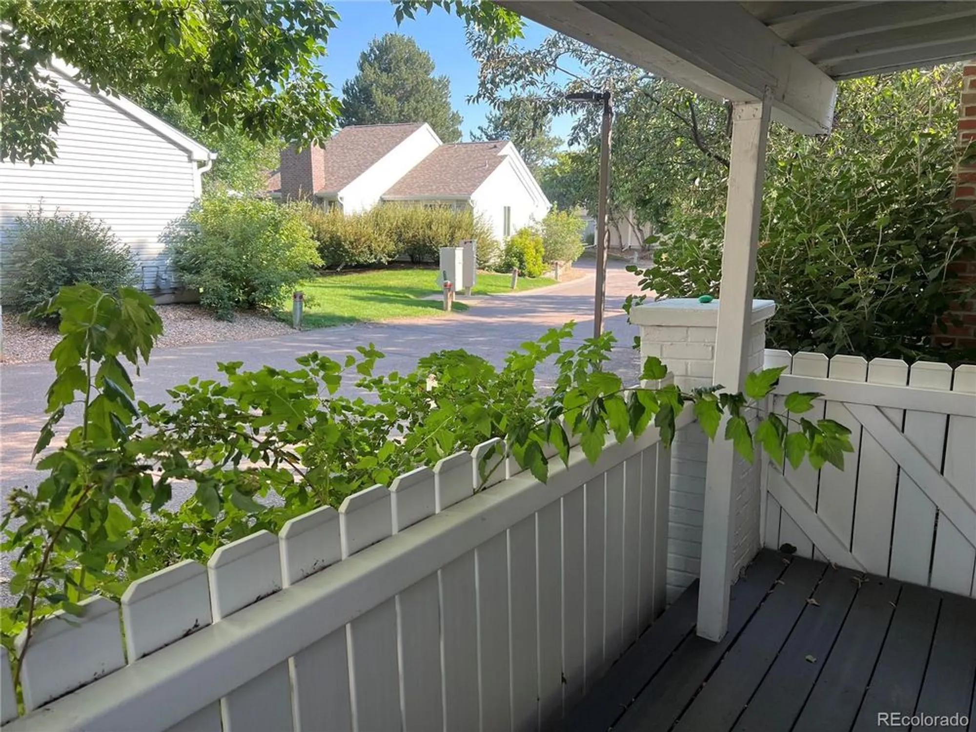 Property Slideshow image 25 of 25 | 2808 s heather gardens way b, Aurora, CO, 80014