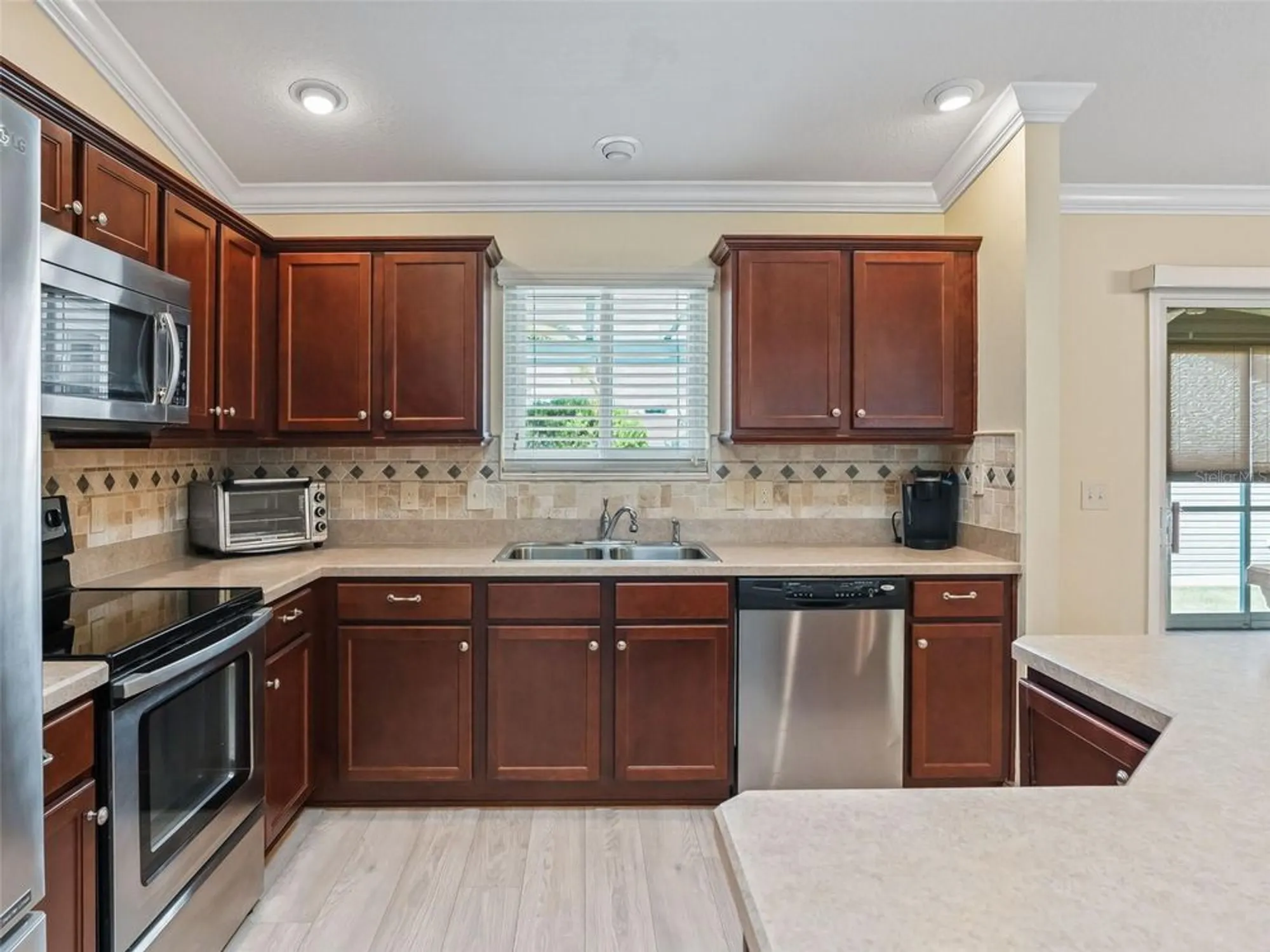 Property Slideshow image 13 of 31 | 2360 hopespring loop, The Villages, FL, 32162