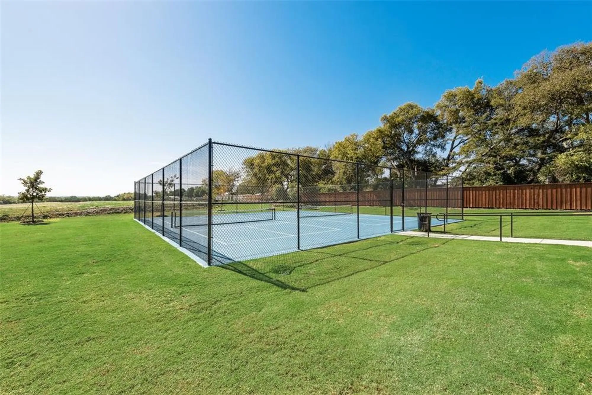 Property Slideshow image 32 of 32 | 2817 livestock dr, Midlothian, TX, 76065