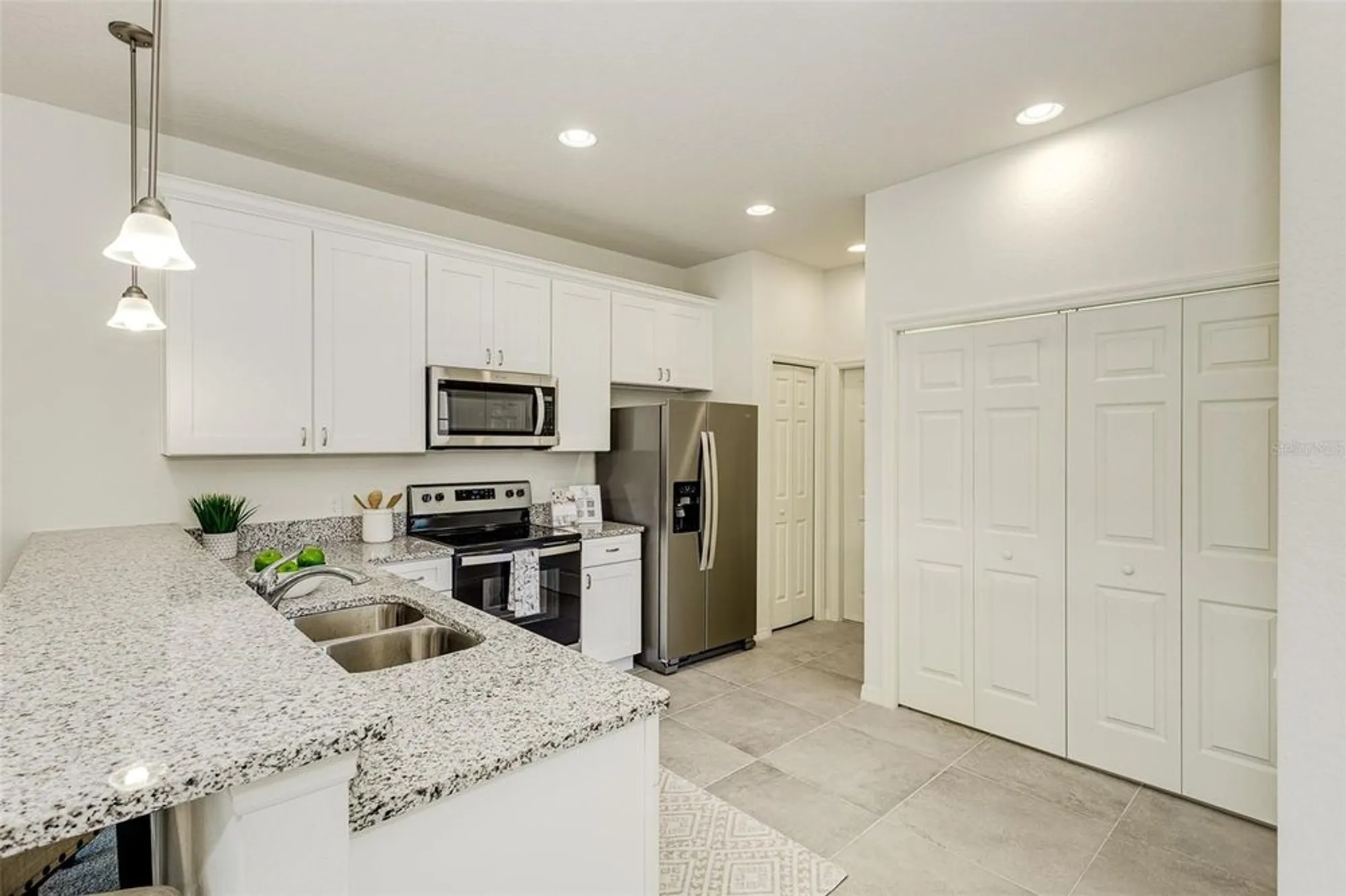 Property Slideshow image 11 of 46 | 1703 linz ct, Winter Haven, FL, 33884