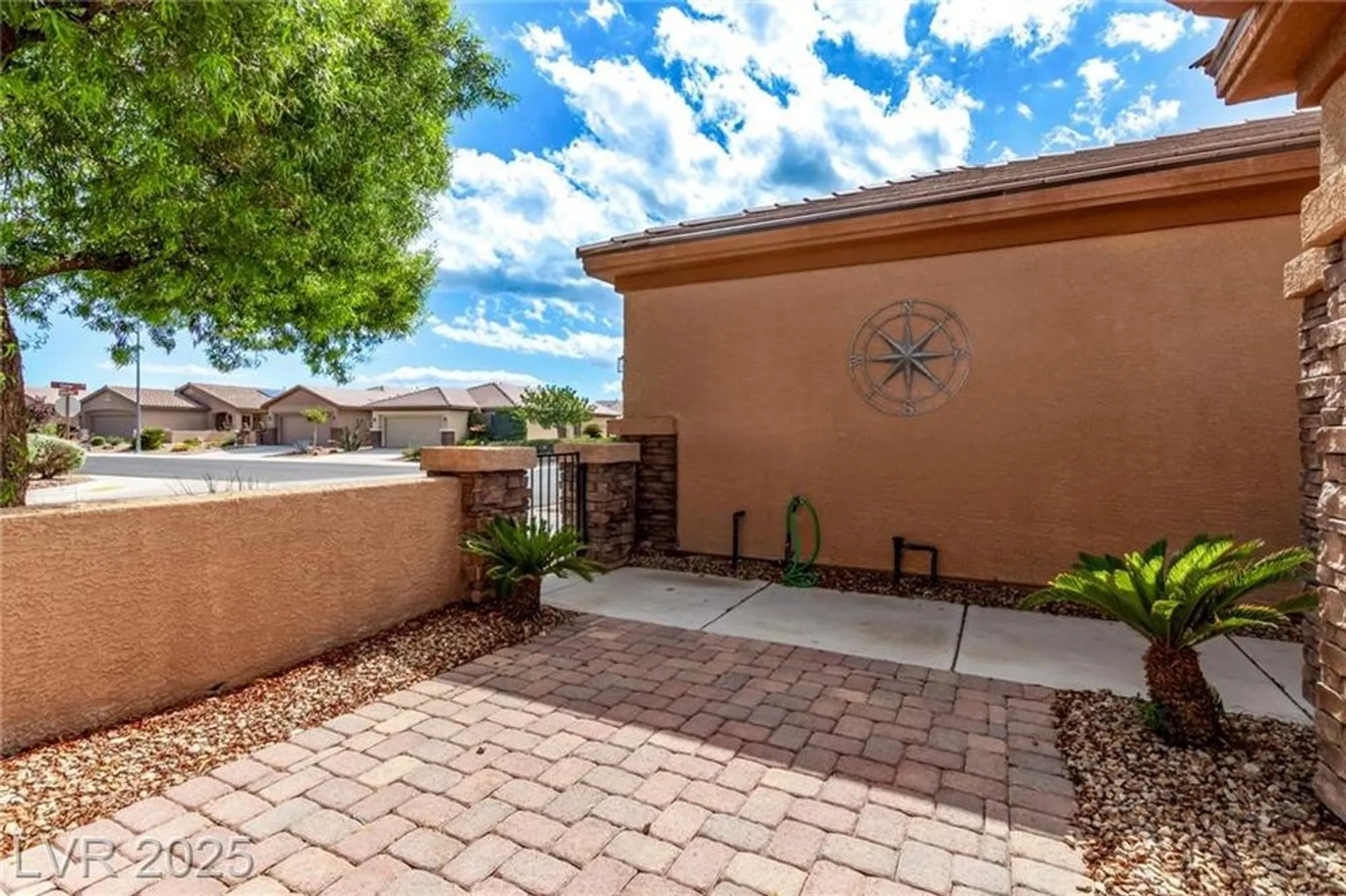 Property Slideshow image 23 of 65 | 3447 halter dr, Las Vegas, NV, 89122
