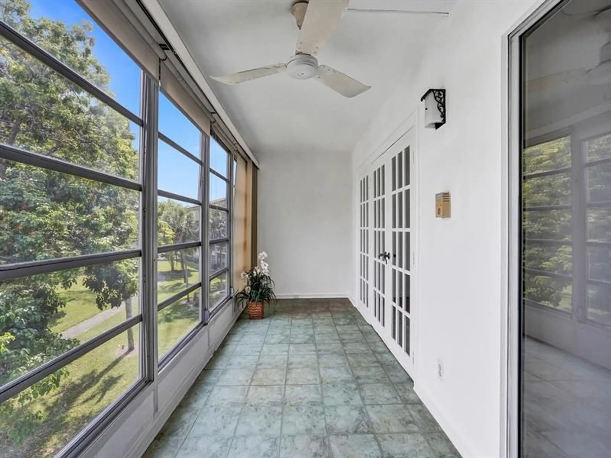 Property Slideshow image 36 of 64 | 3002 portofino isle c3, Coconut Creek, FL, 33066