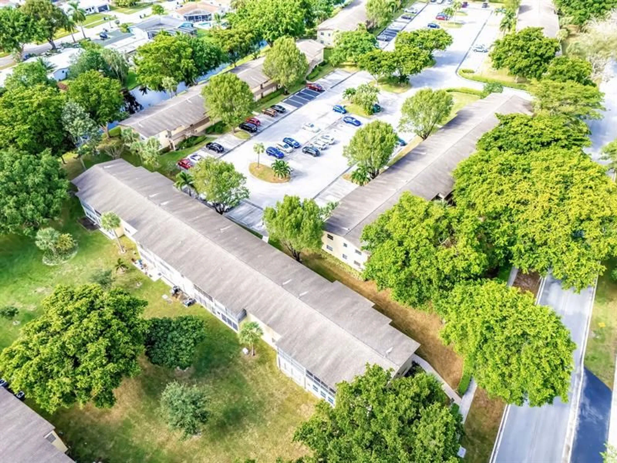 Property Slideshow image 25 of 26 | 231 nw 76th ave 201, Margate, FL, 33063