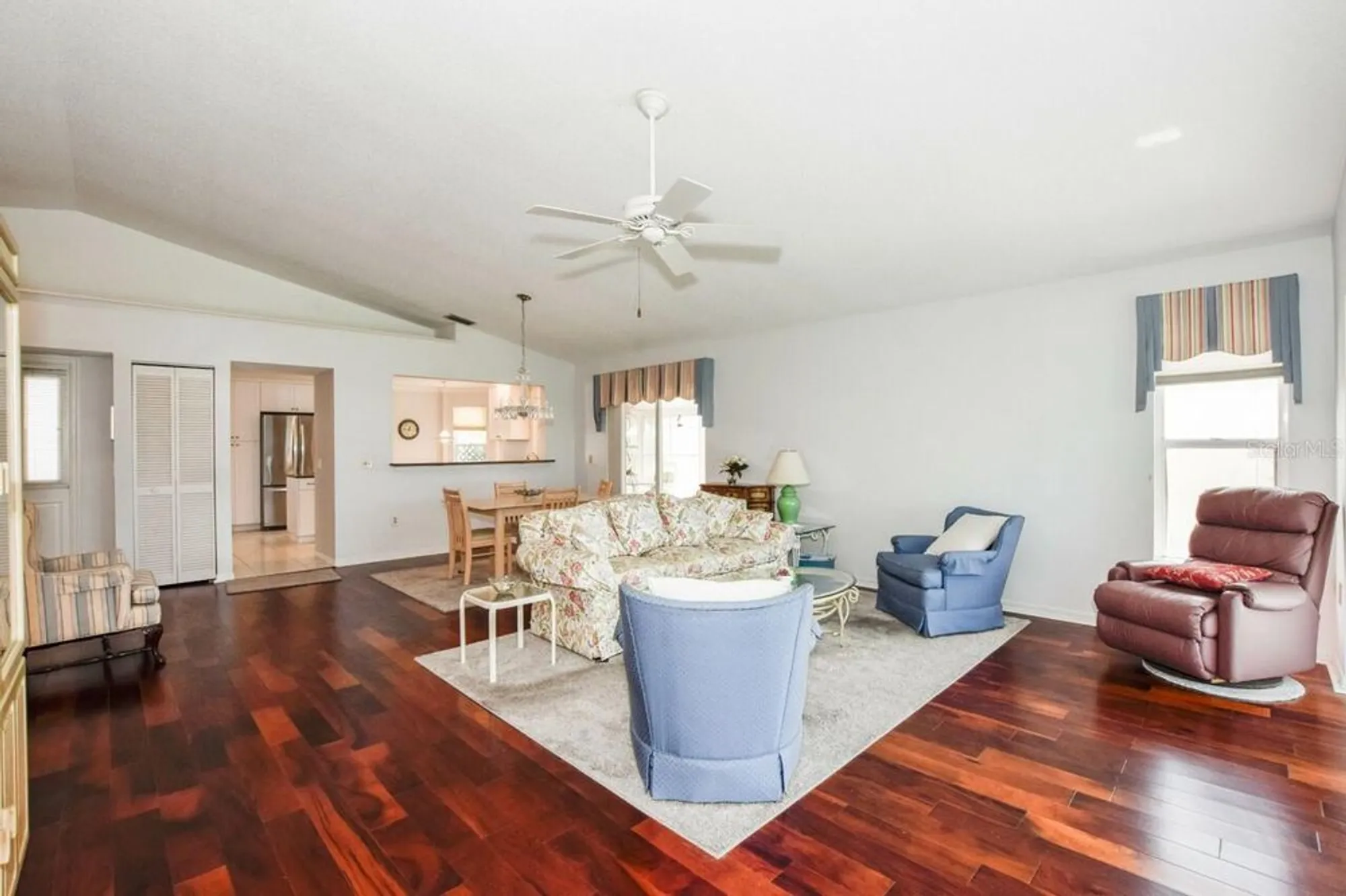 Property Slideshow image 8 of 57 | 745 harrington lake dr 30, Venice, FL, 34293
