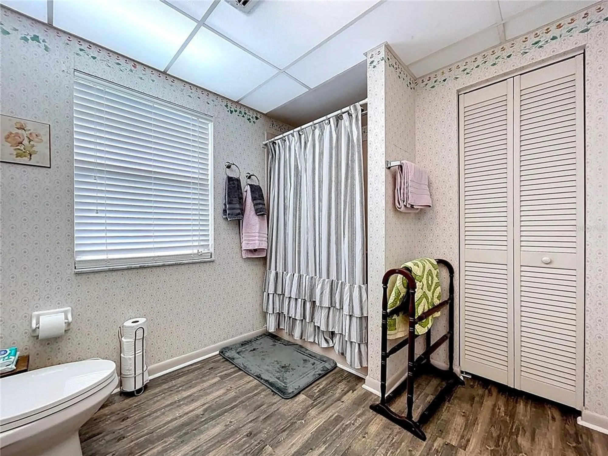 Property Slideshow image 32 of 41 | 2137 grand cypress dr, Lakeland, FL, 33810