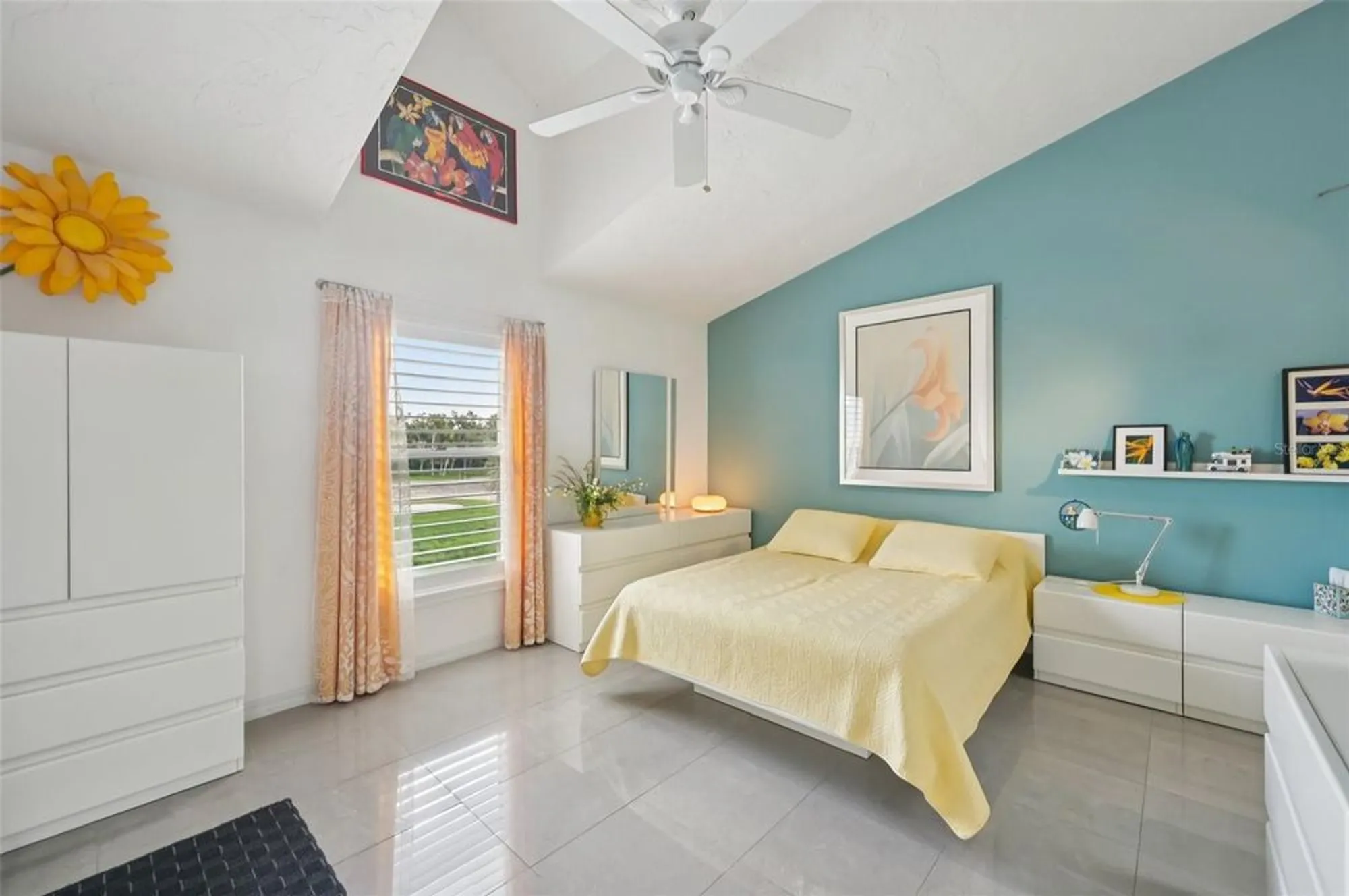 Property Slideshow image 23 of 42 | 5588 golf pointe dr # 1, Sarasota, FL, 34243
