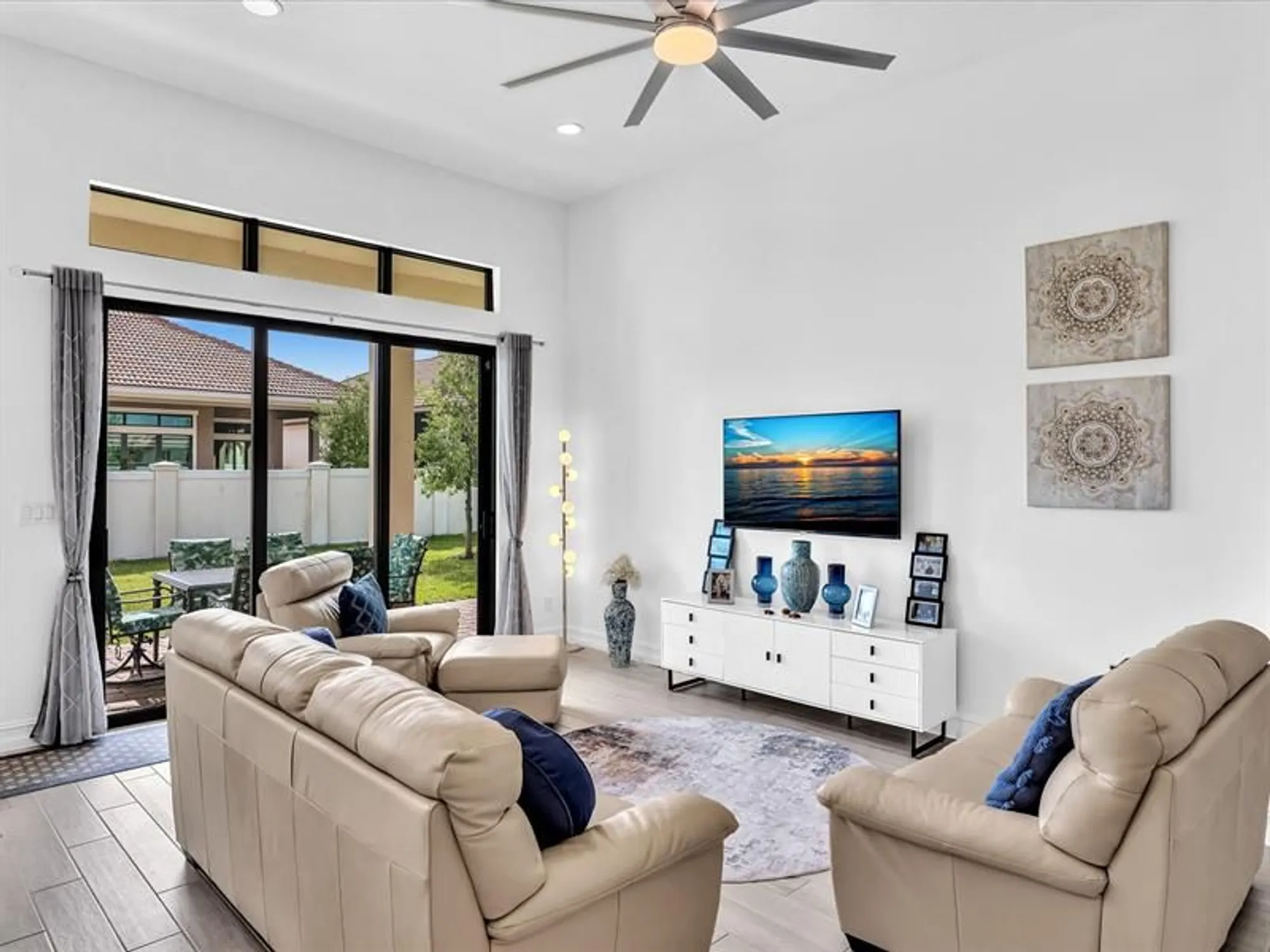 Property Slideshow image 13 of 98 | 8928 bastille cir e, Parkland, FL, 33076
