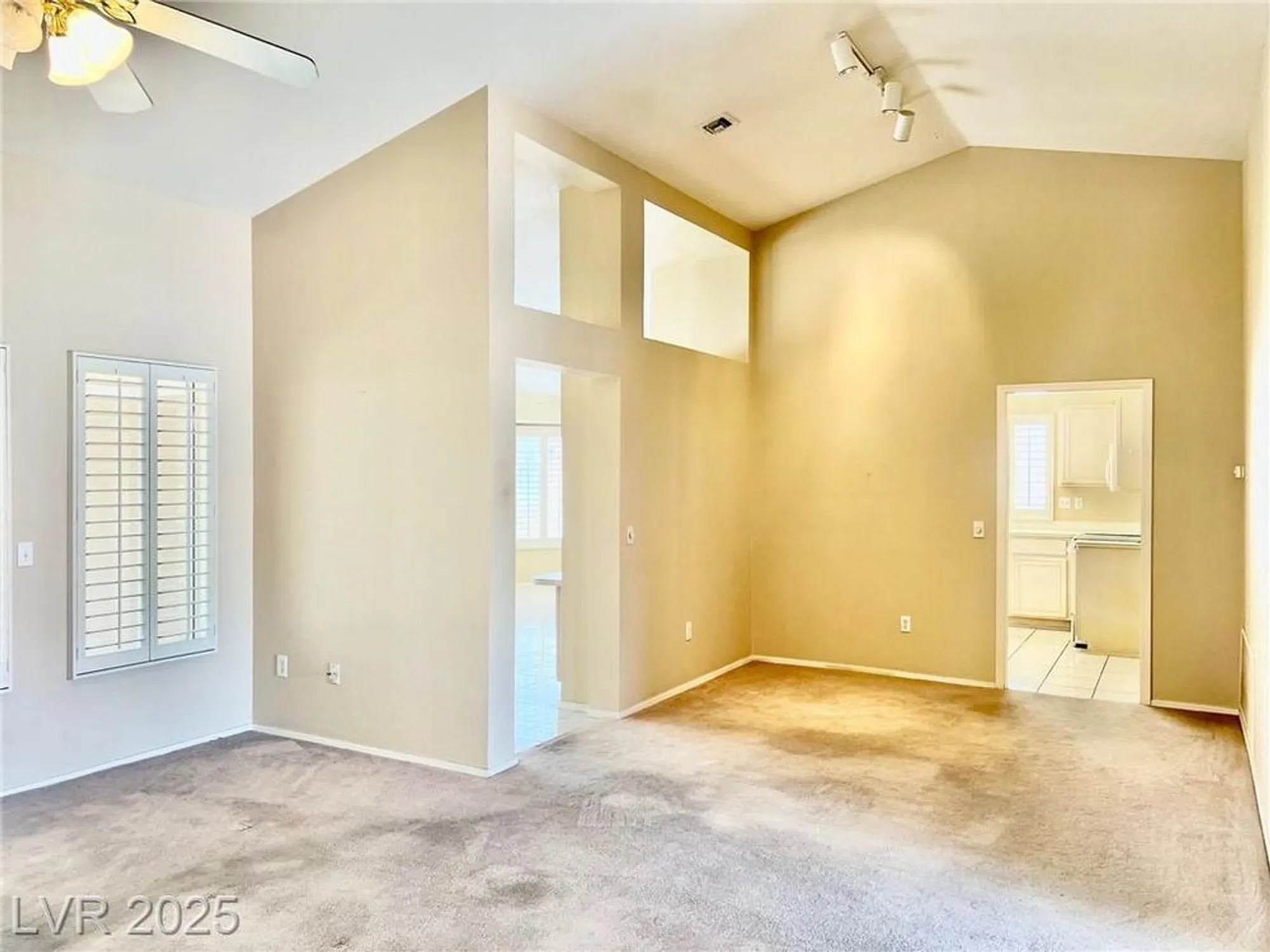 Property Slideshow image 4 of 23 | 3004 lotus hill dr, Las Vegas, NV, 89134