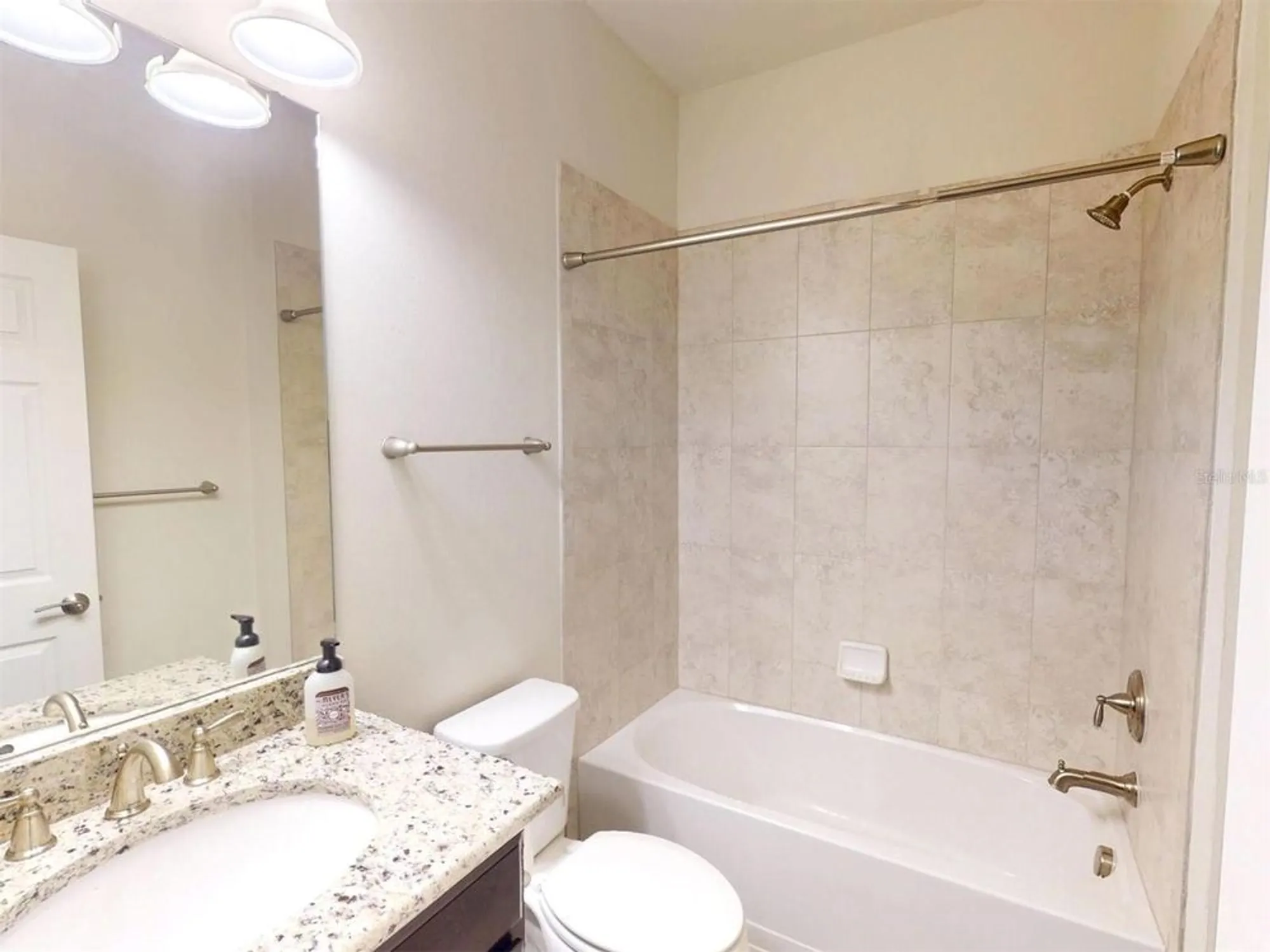 Property Slideshow image 41 of 85 | 2476 daisy dr, North Port, FL, 34289