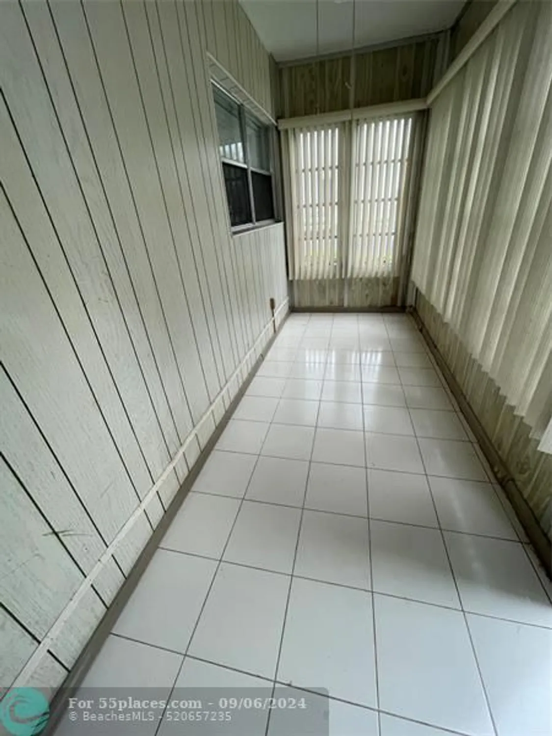 Property Slideshow image 17 of 23 | 4750 nw 22nd ct 110, Lauderhill, FL, 33313