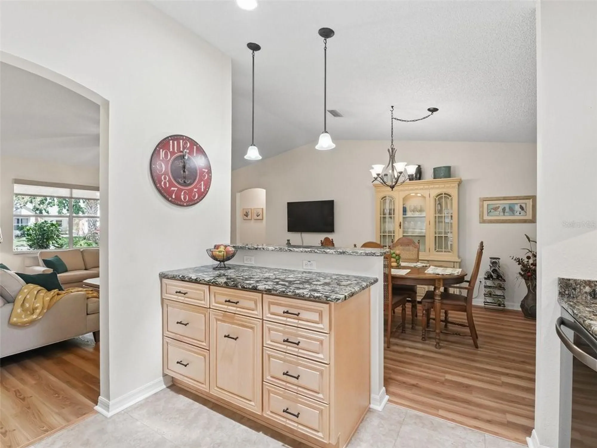 Property Slideshow image 10 of 49 | 511 chula vista ave, Lady Lake, FL, 32159