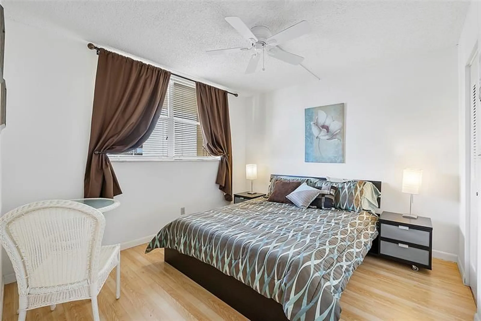 Property Slideshow image 11 of 19 | 6051 nw 61st ave 202, Tamarac, FL, 33319