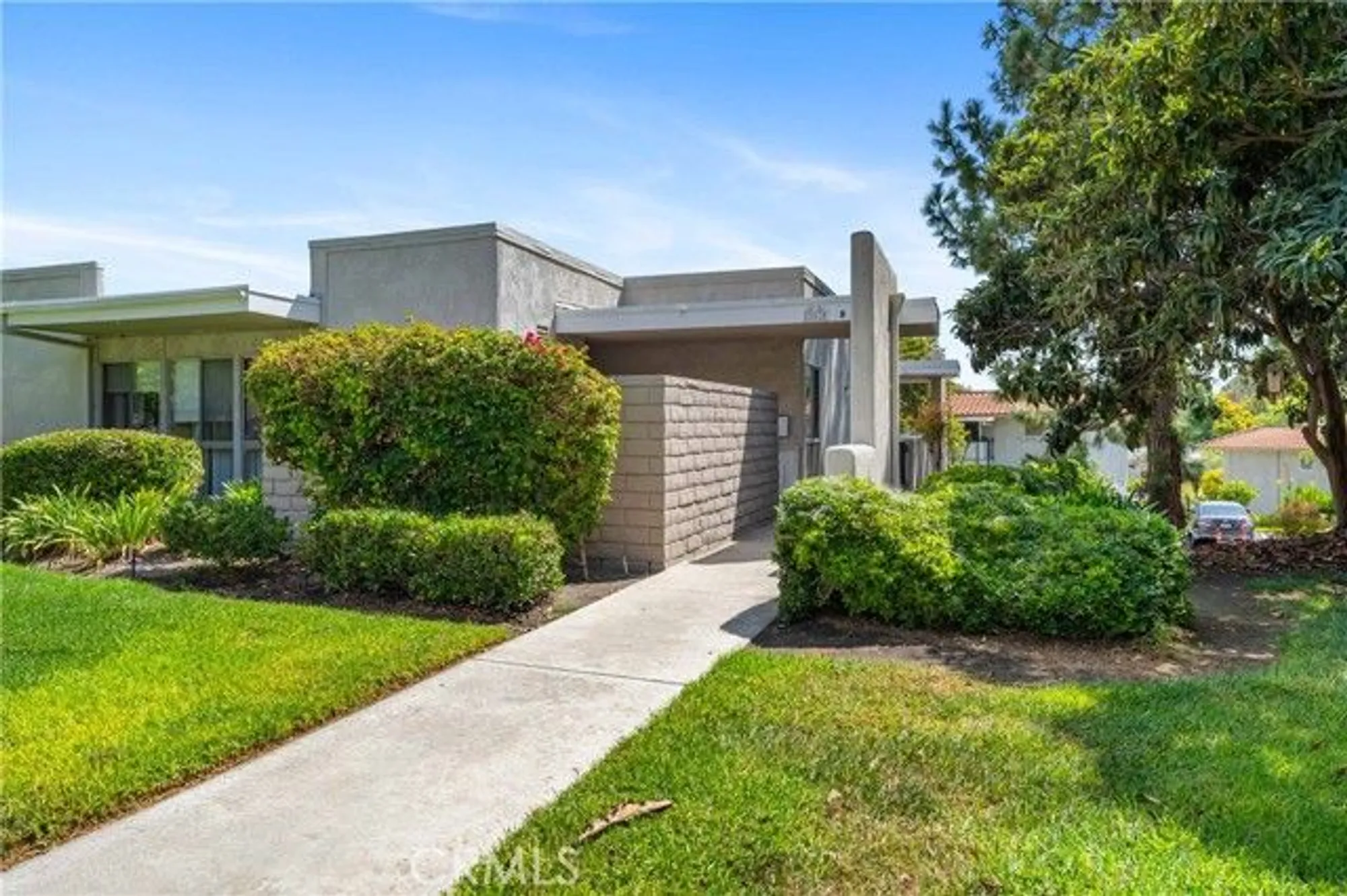 Property Slideshow image 21 of 22 | 2267 via puerta d, Laguna Woods, CA, 92637