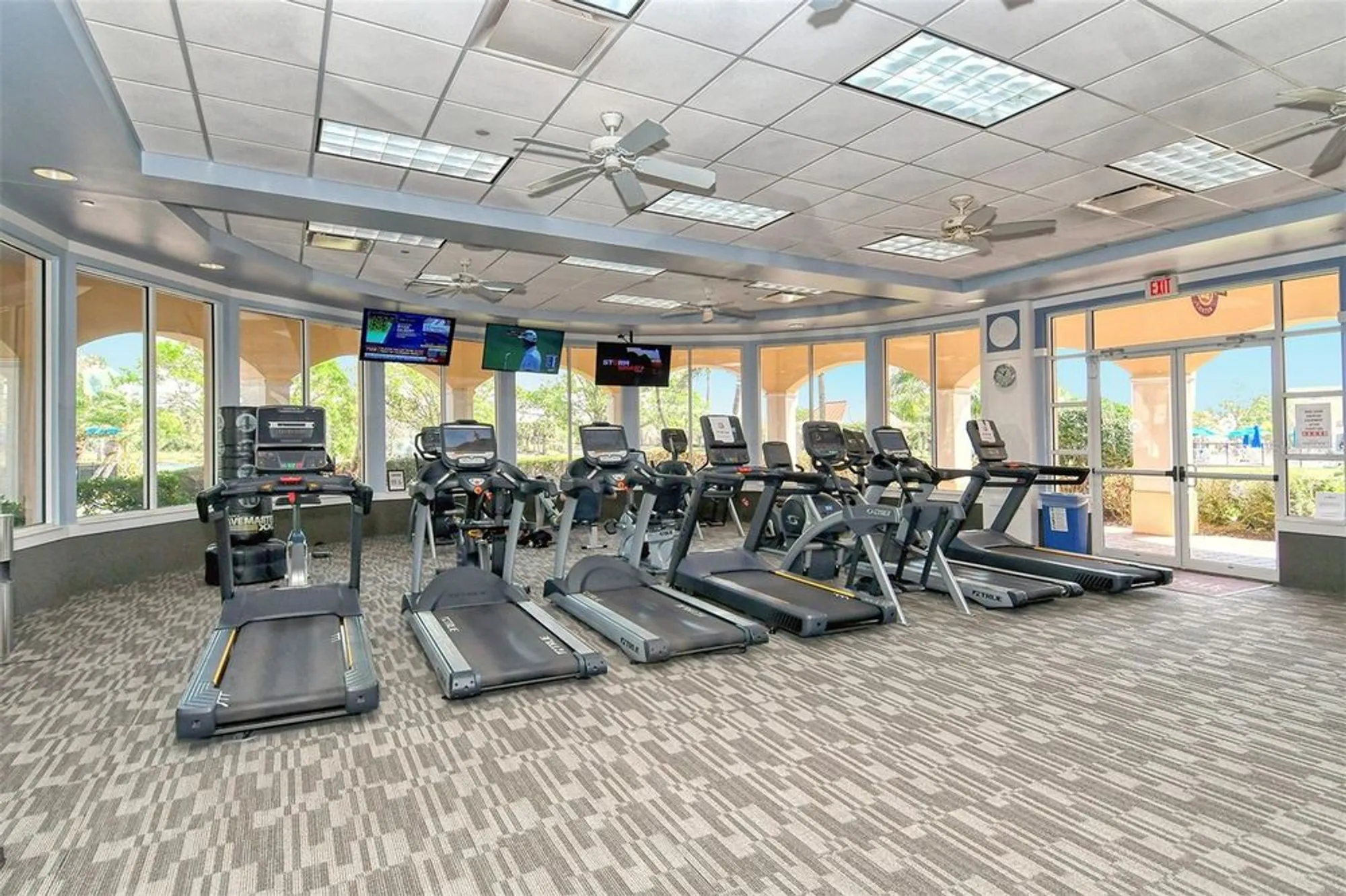 Property Slideshow image 61 of 100 | 5679 ferrara dr, Sarasota, FL, 34238