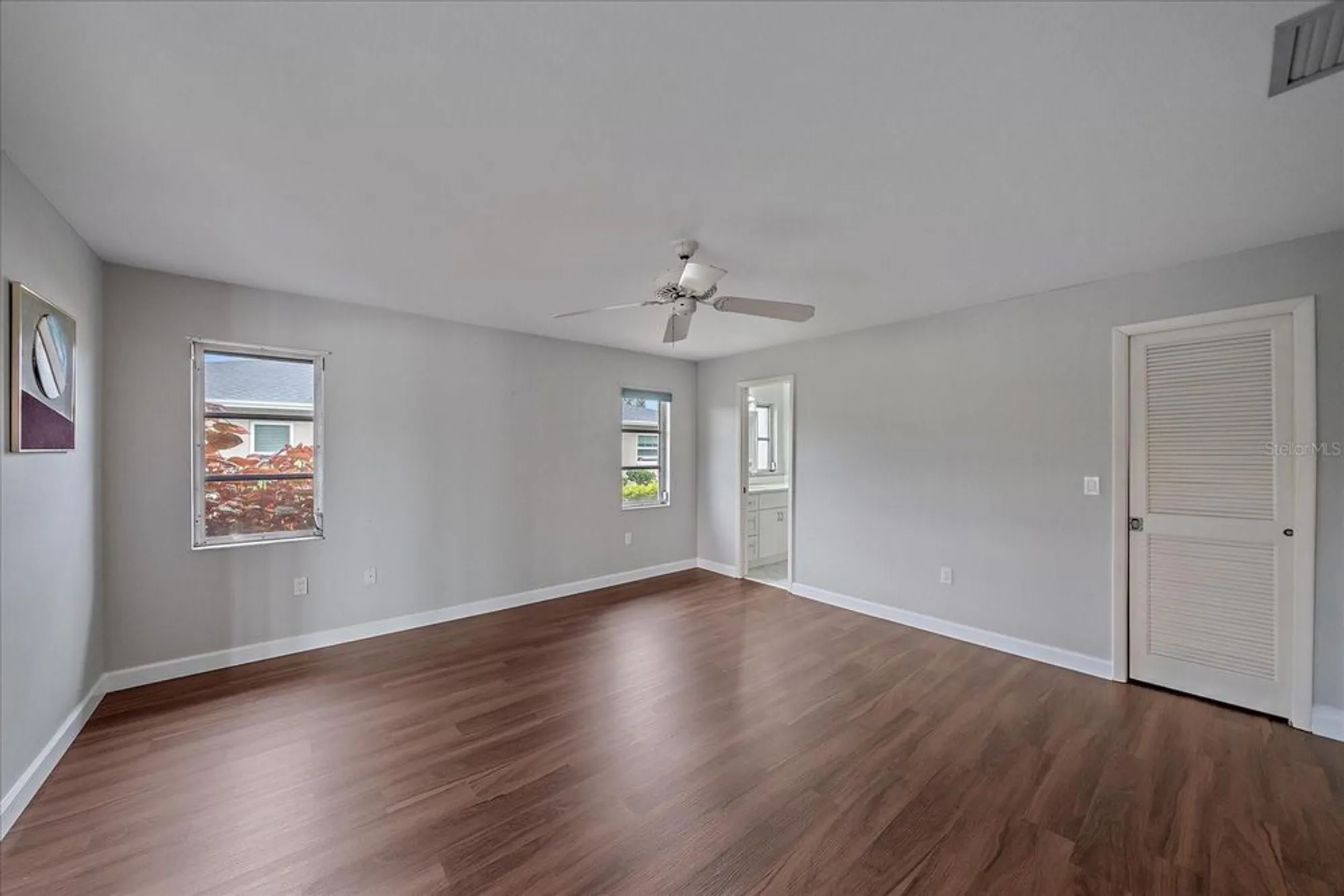 Property Slideshow image 22 of 36 | 7077 w country club dr, Sarasota, FL, 34243