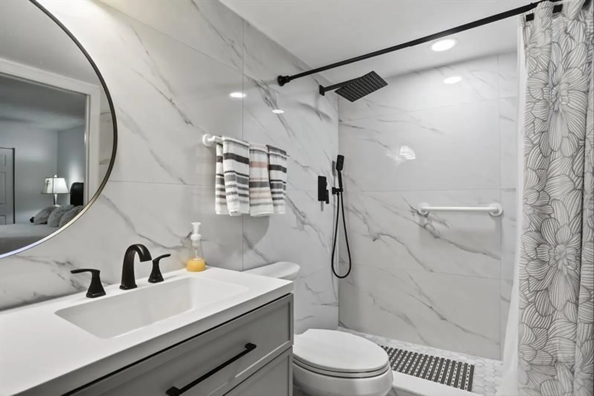 Property Slideshow image 27 of 50 | 2403 antigua cir b2, Coconut Creek, FL, 33066