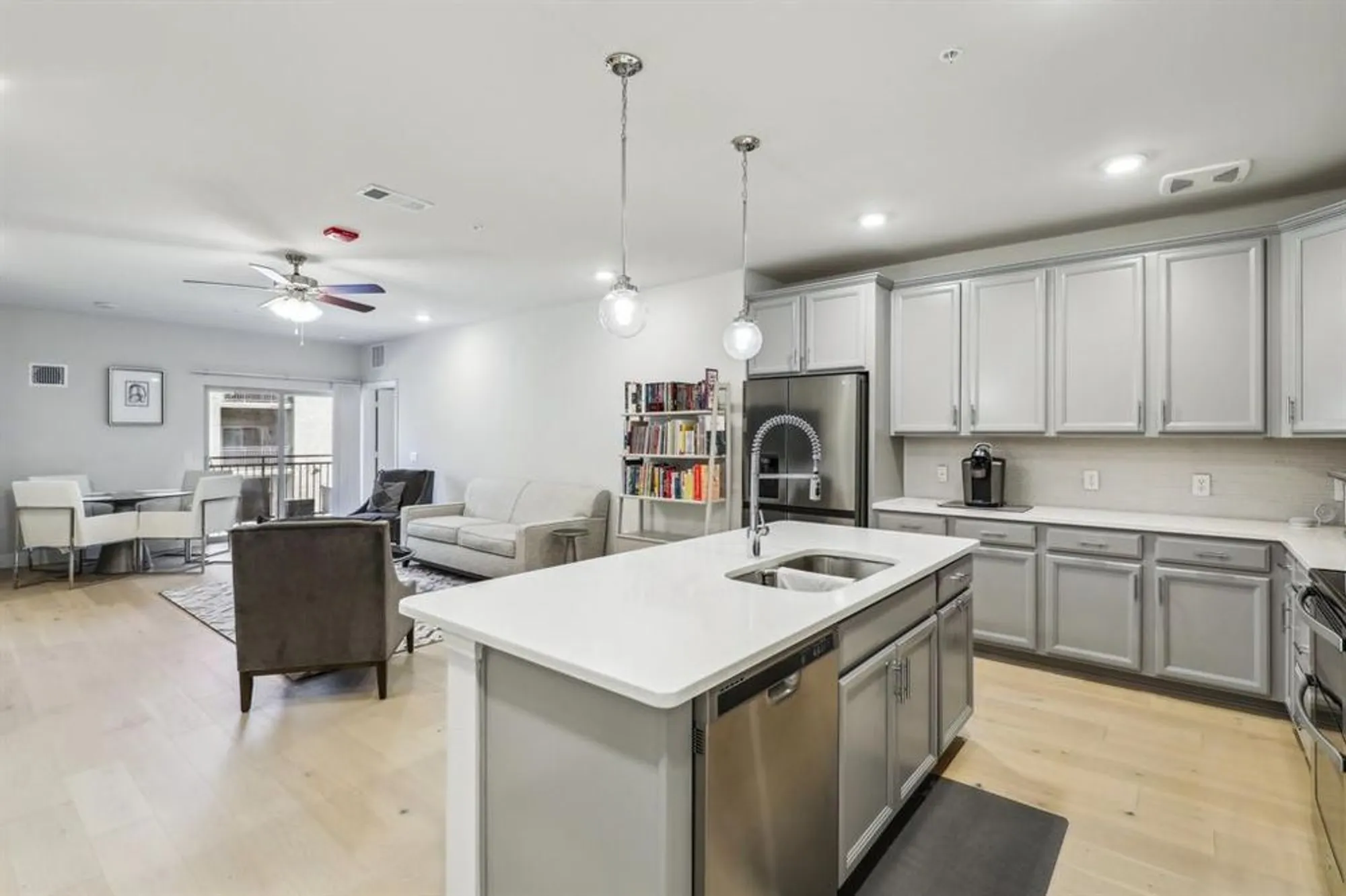 Property Slideshow image 9 of 39 | 1735 wittington pl apt 2305, Dallas, TX, 75234