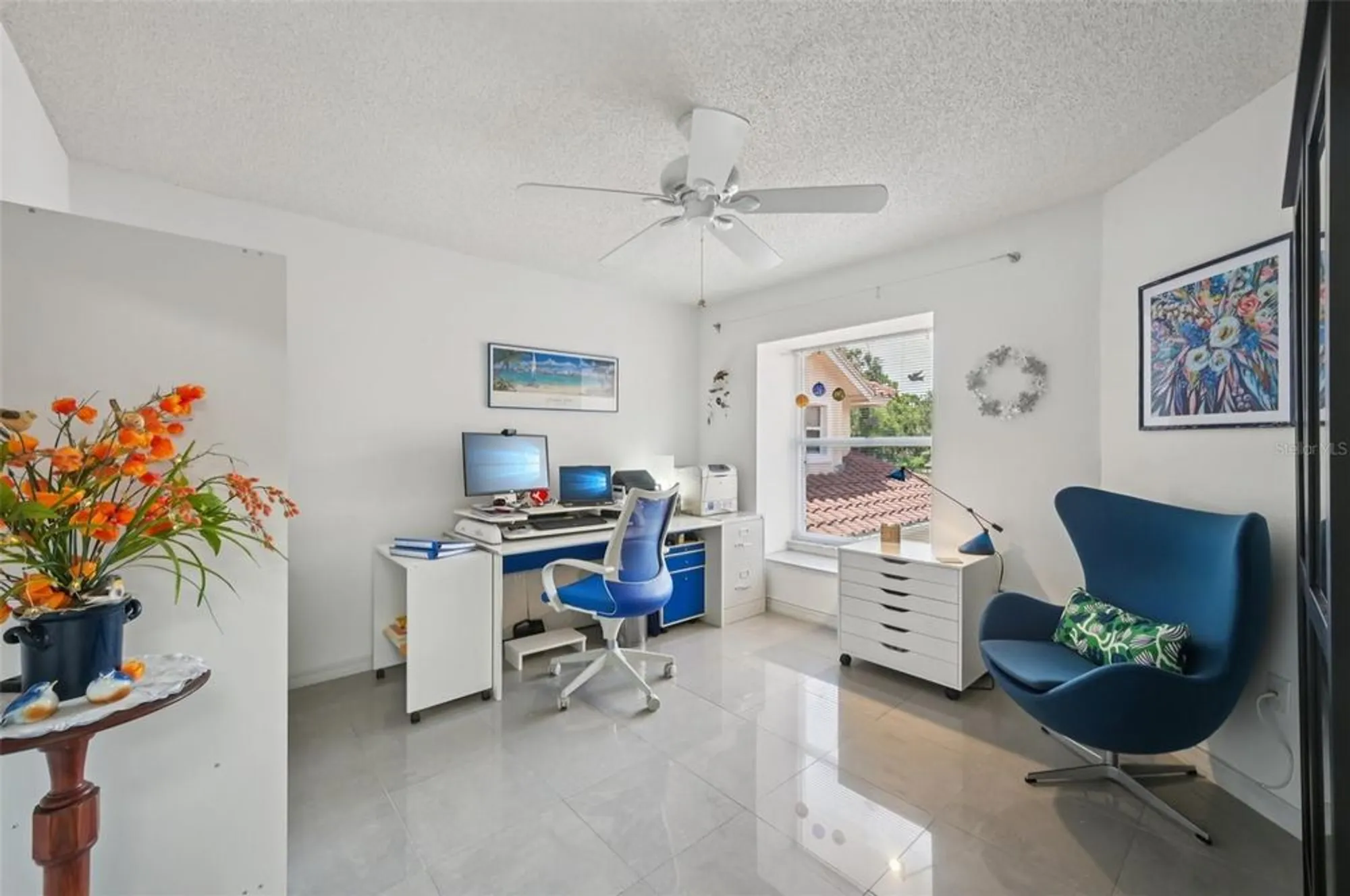 Property Slideshow image 36 of 42 | 5588 golf pointe dr # 1, Sarasota, FL, 34243