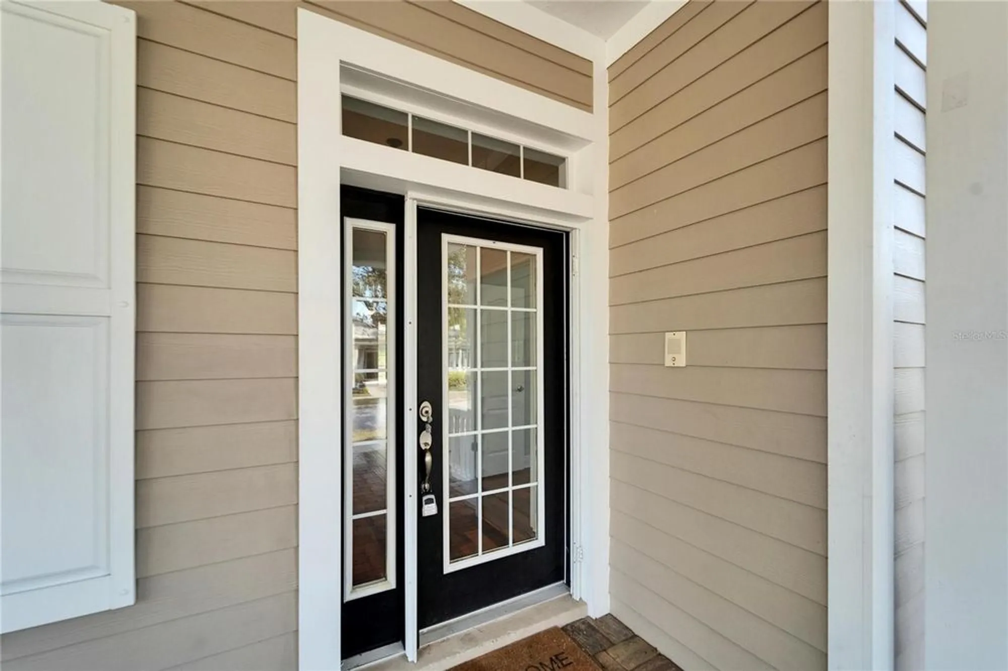 Property Slideshow image 8 of 100 | 410 manns harbor dr, Apollo Beach, FL, 33572