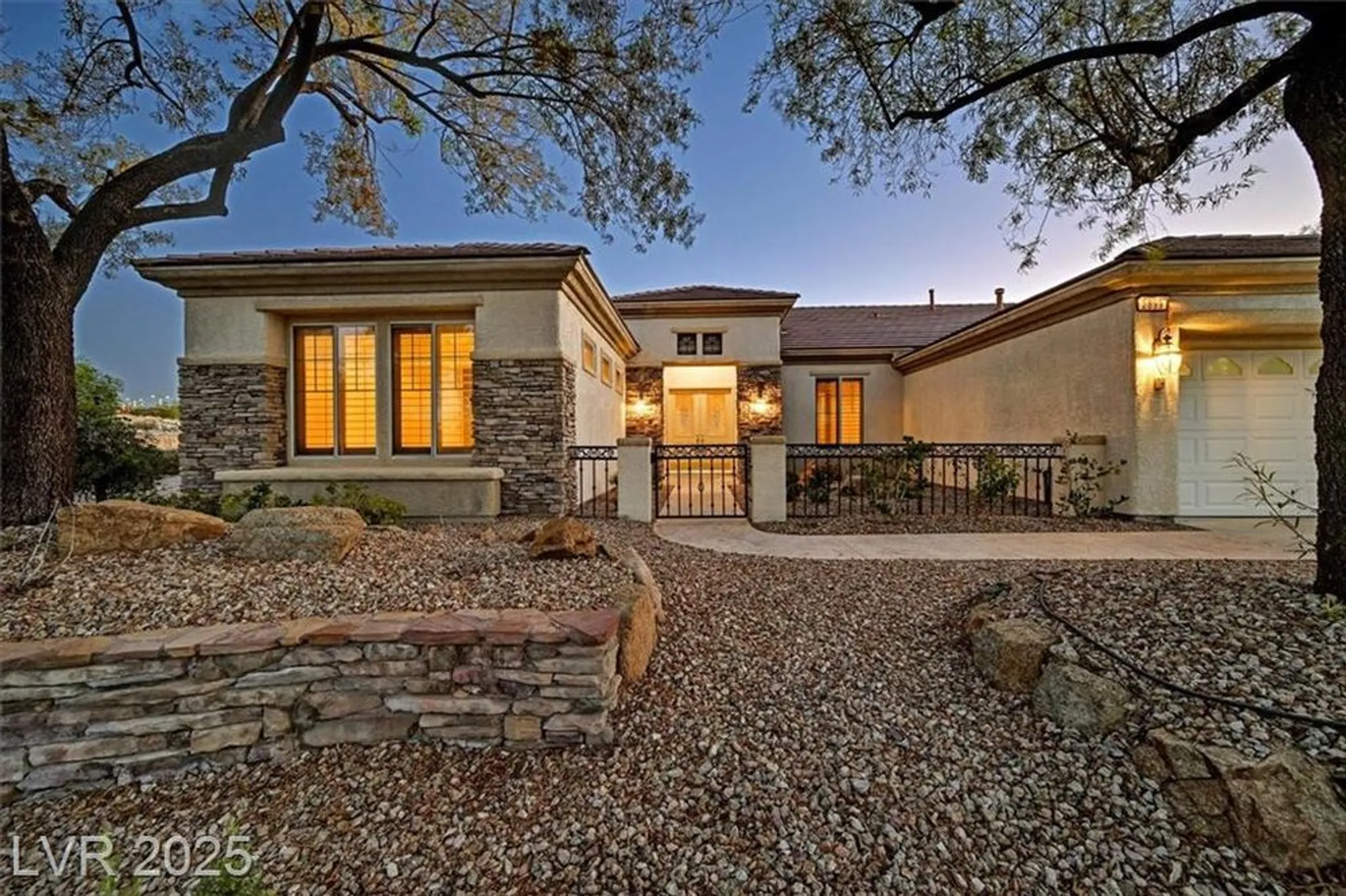 Property Slideshow image 38 of 64 | 2899 brook trout ct, Henderson, NV, 89052