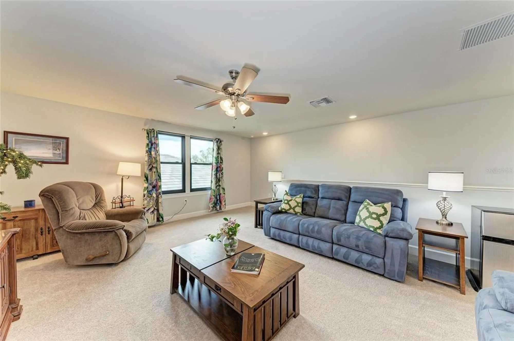 Property Slideshow image 36 of 65 | 7572 viola loop, Bradenton, FL, 34202