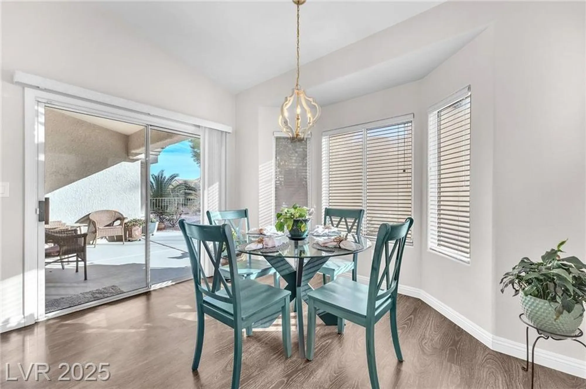 Property Slideshow image 9 of 27 | 10725 sky meadows avenue ave, Las Vegas, NV, 89134