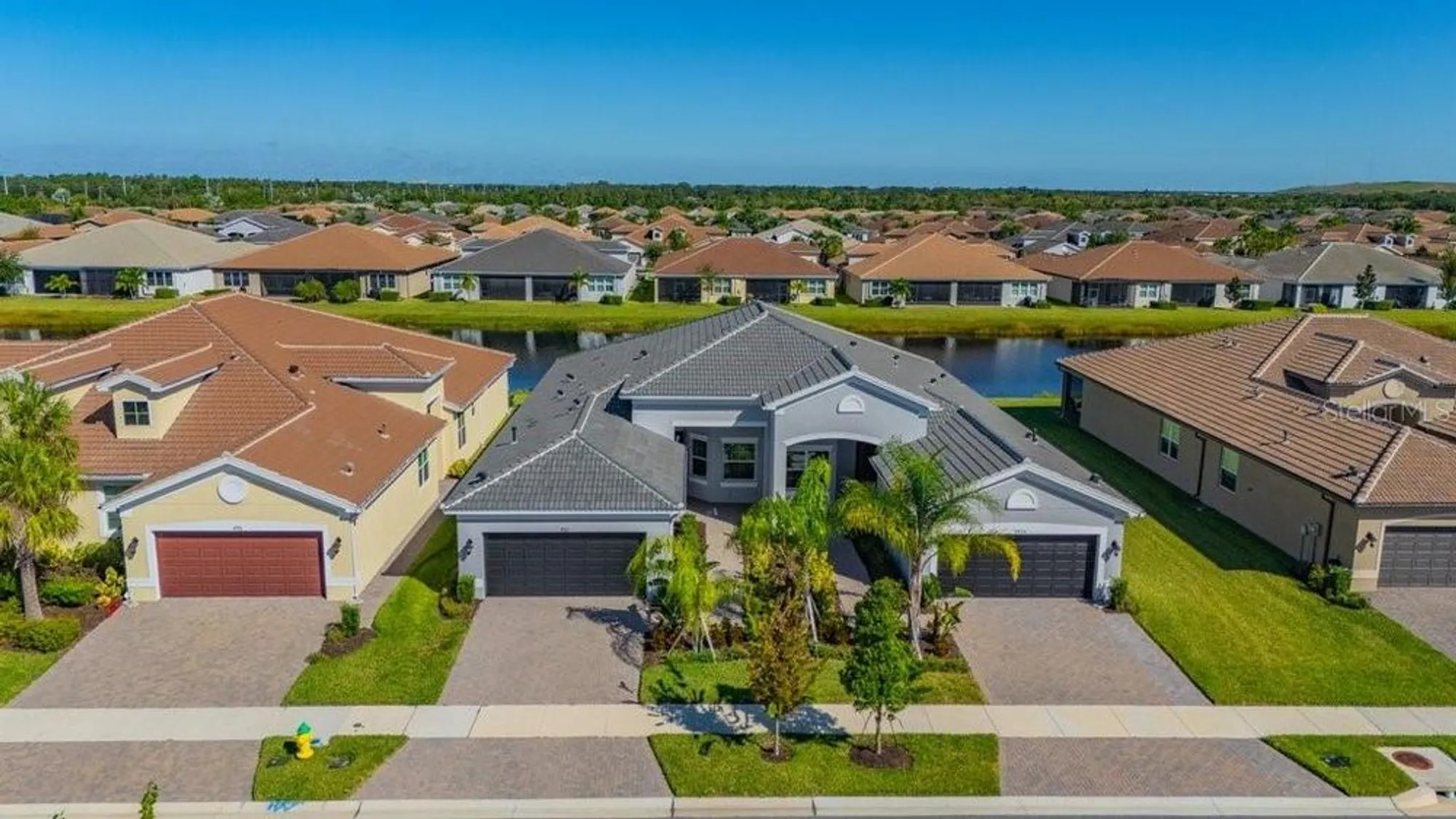 Property Slideshow image 53 of 88 | 4922 sienna isles ave, Wimauma, FL, 33598