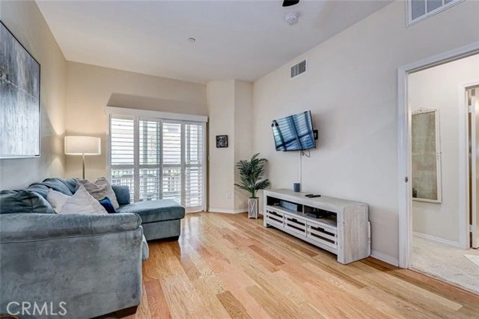 Property Slideshow image 2 of 27 | 2750 artesia blvd unit 110, Redondo Beach, CA, 90278