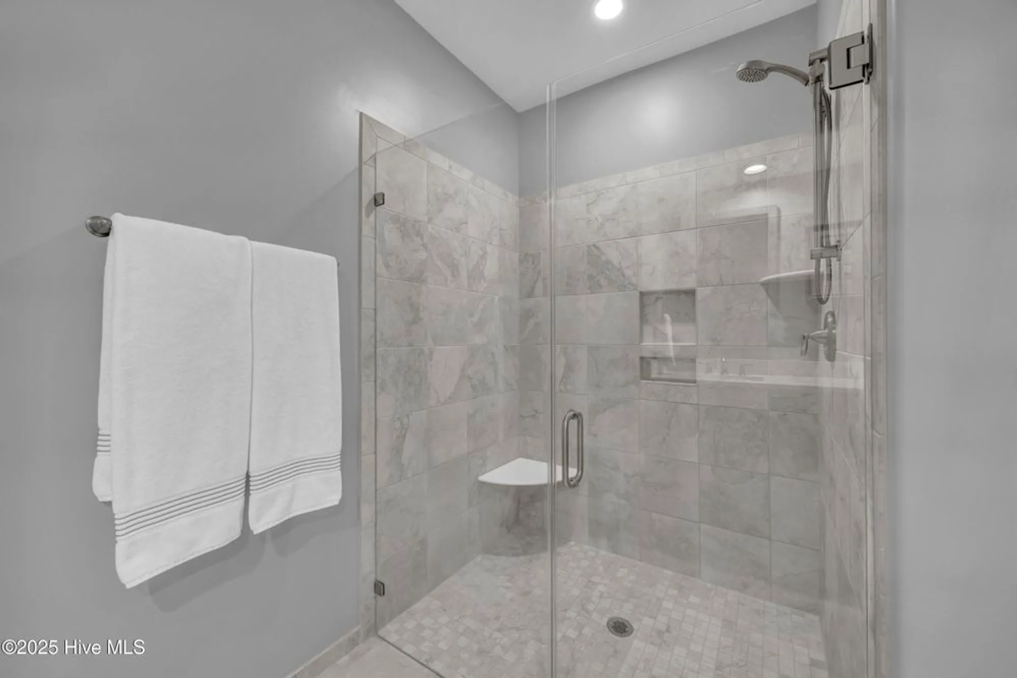 Property Slideshow image 18 of 29 | 8224 centerwood dr, Leland, NC, 28451