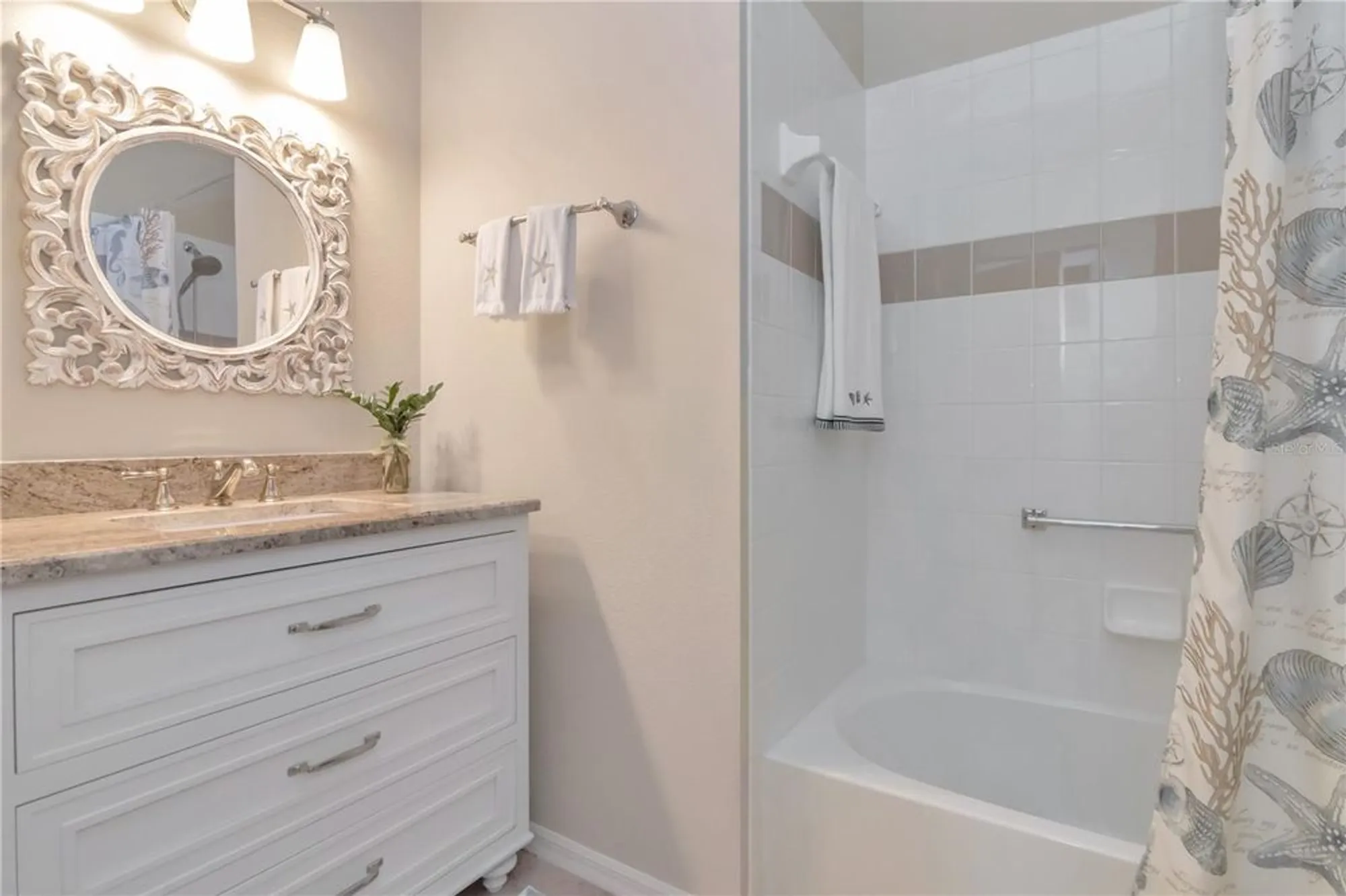 Property Slideshow image 12 of 31 | 1623 arbor knoll loop, Trinity, FL, 34655