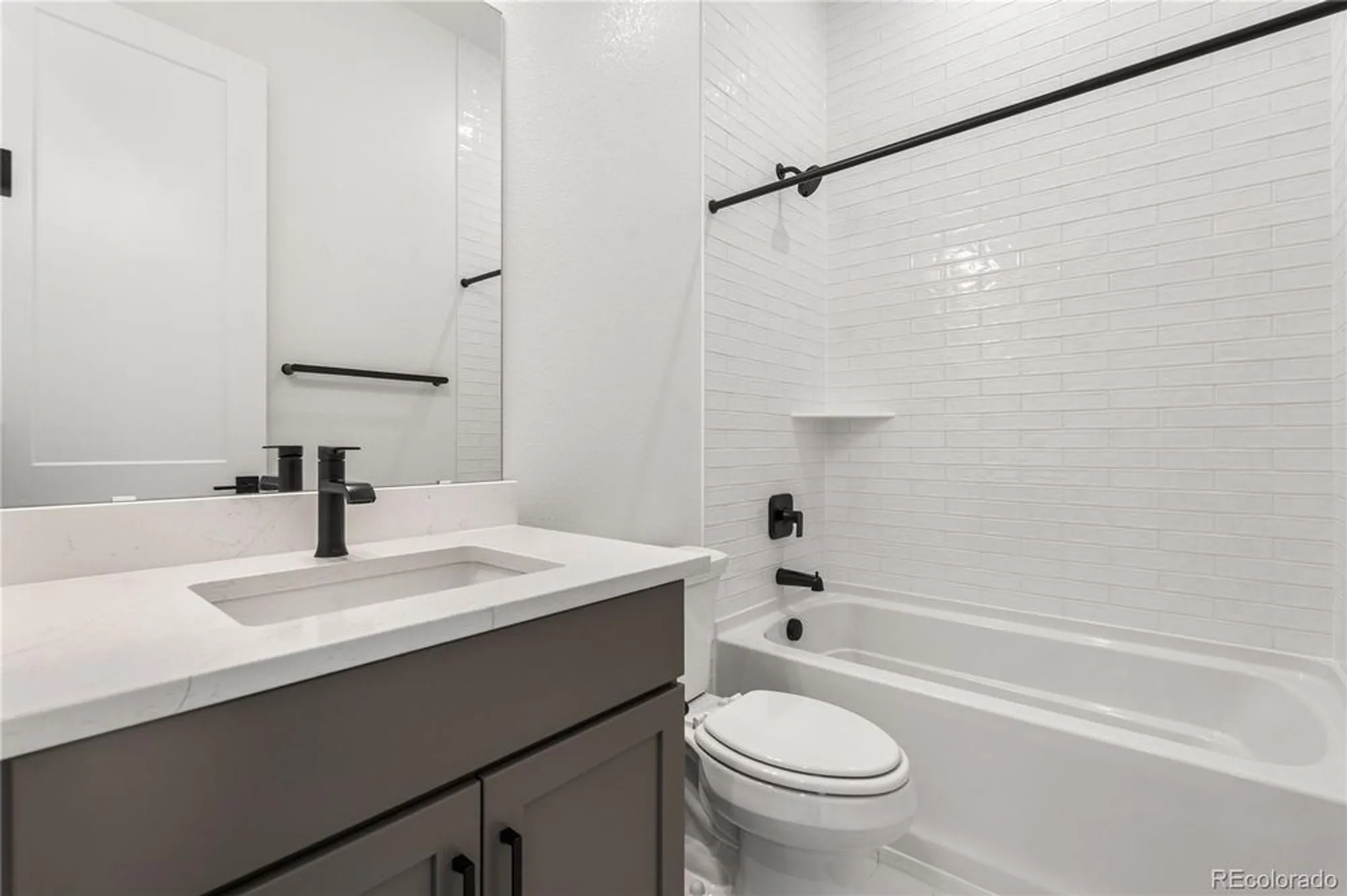 Property Slideshow image 25 of 29 | 11112 amber light cir, Littleton, CO, 80125