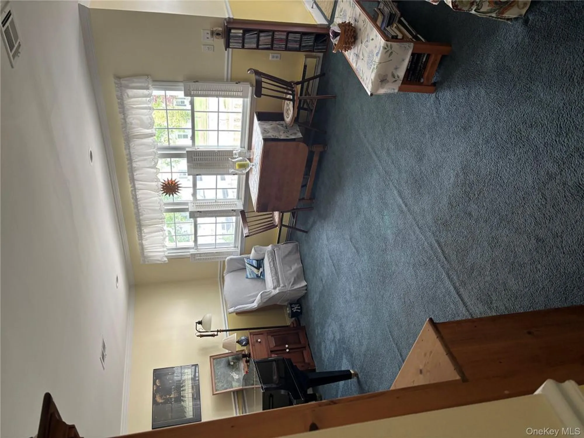 Property Slideshow image 4 of 21 | 190 canterbury dr, Ridge, NY, 11961