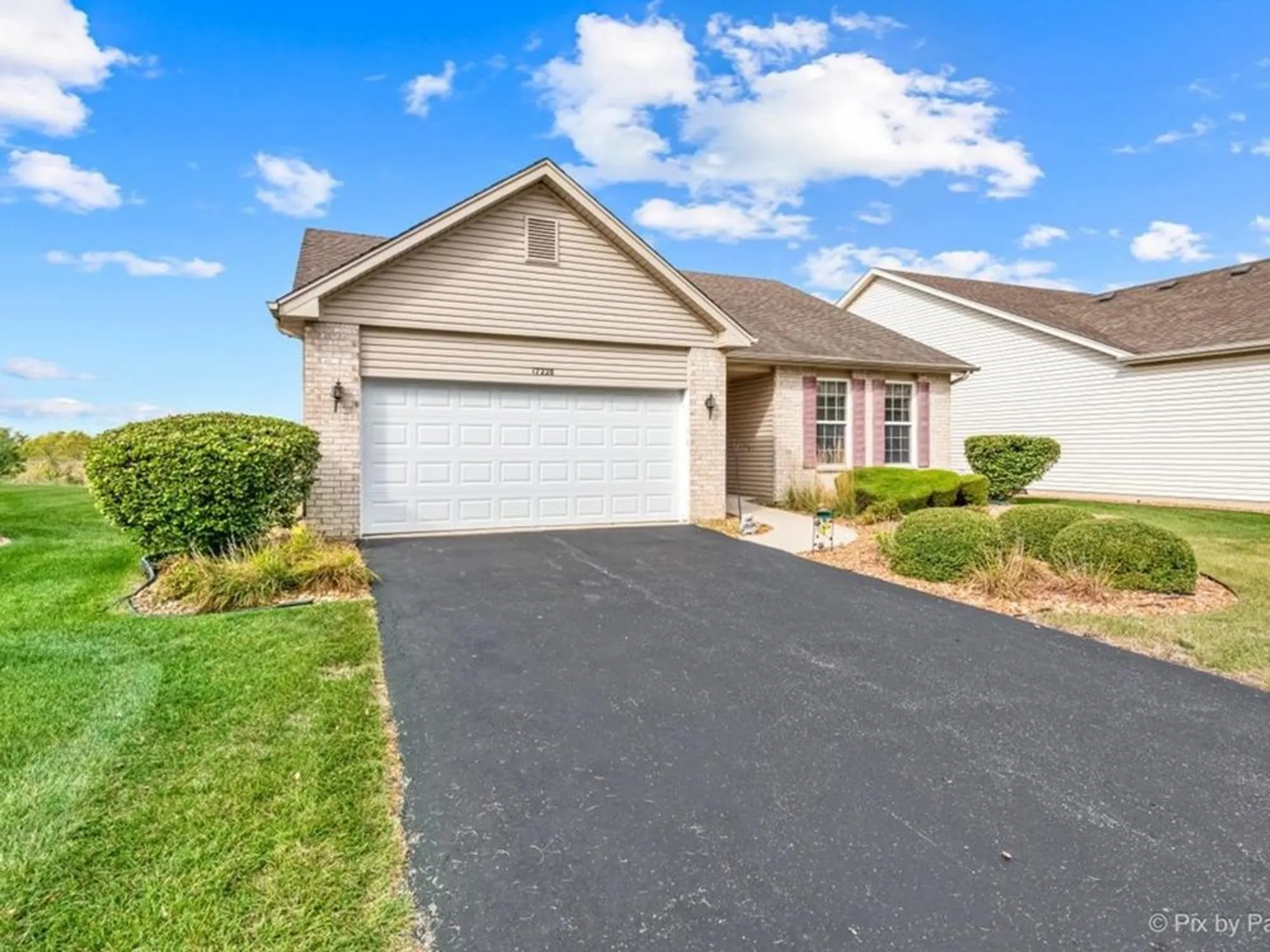 Property Slideshow image 19 of 32 | 17228 como ave, Lockport, IL, 60441